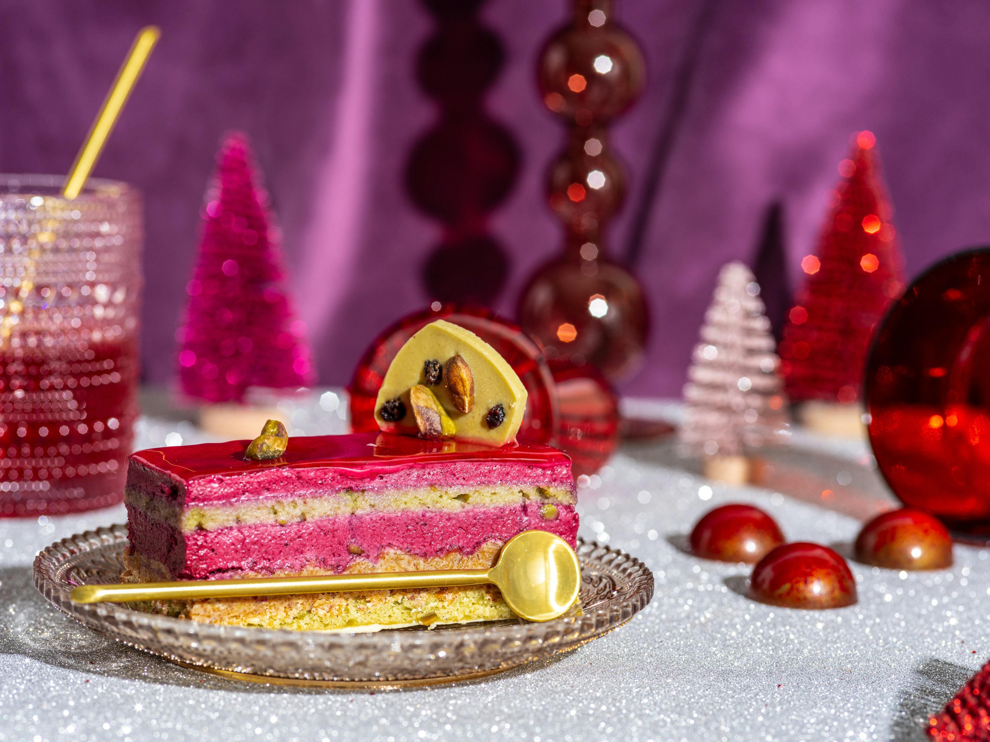 A piece of cake sitting on top of a plate