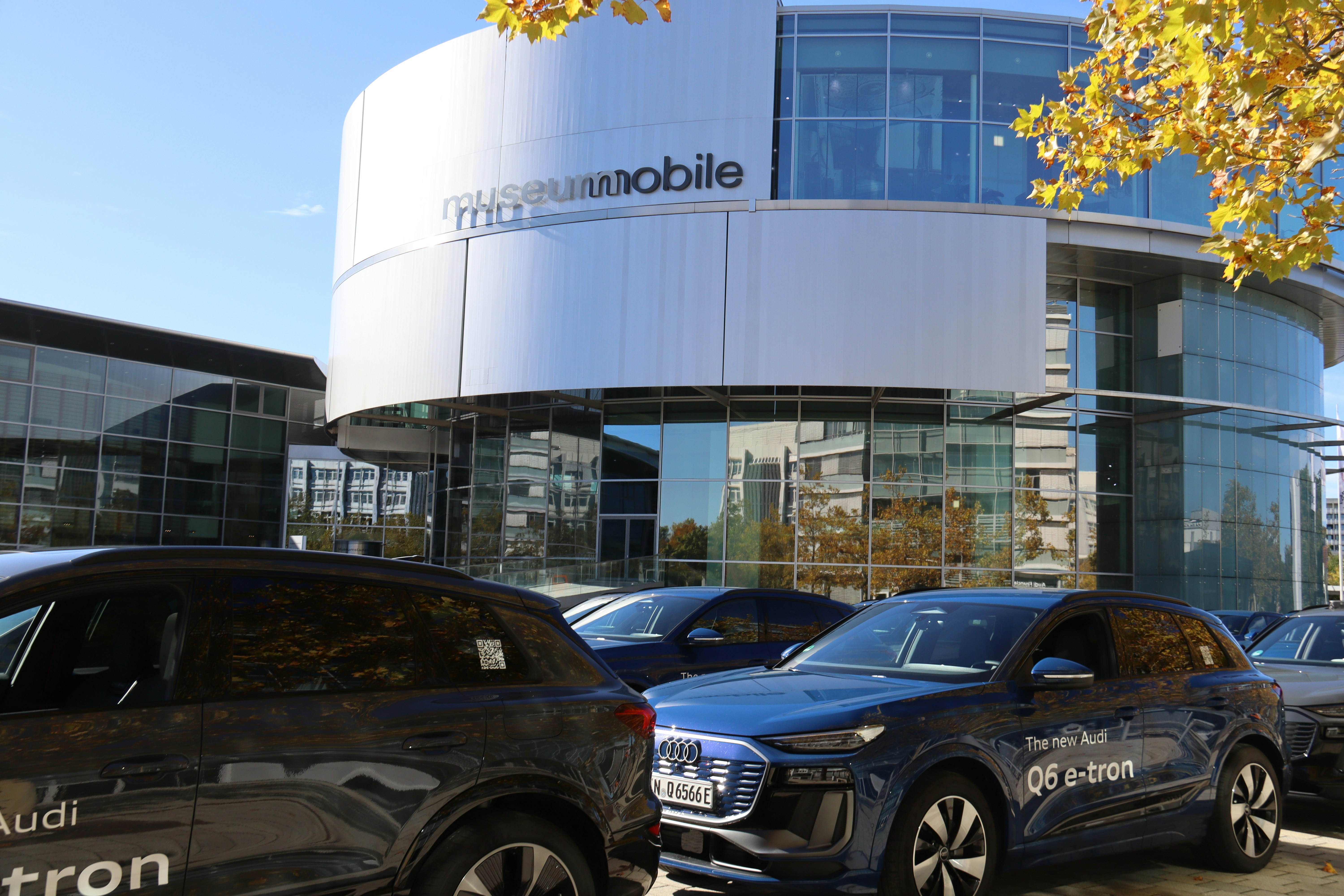 Needham Maintains Buy on Sonic Automotive, Lowers Price Target to $90