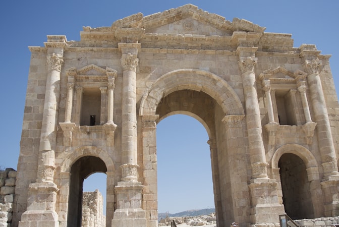 Dzsarás (Jerash) római romváros