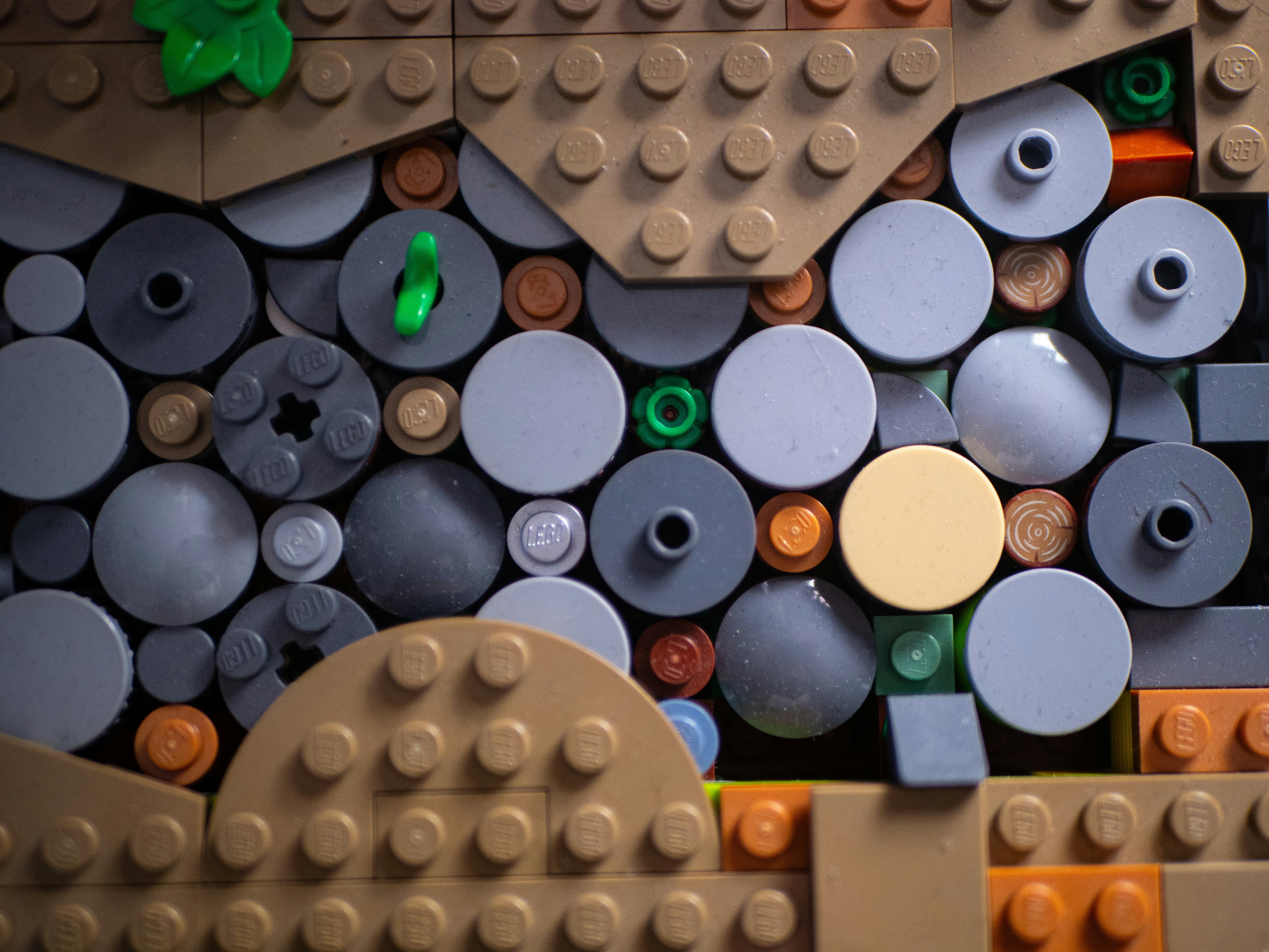 lego land rover wallpaper, wallpaper, LEGO Land Rover Defender: Explore Off-Road Wallpapers 6