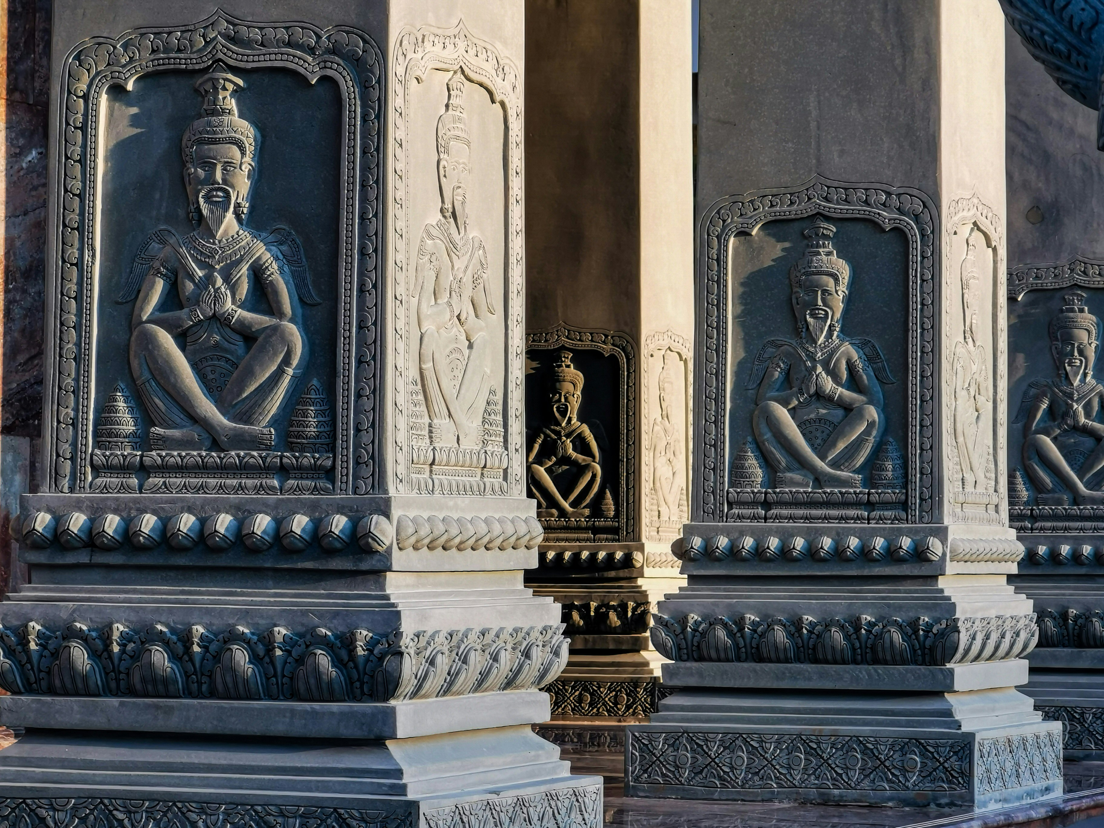 Lotus position statue