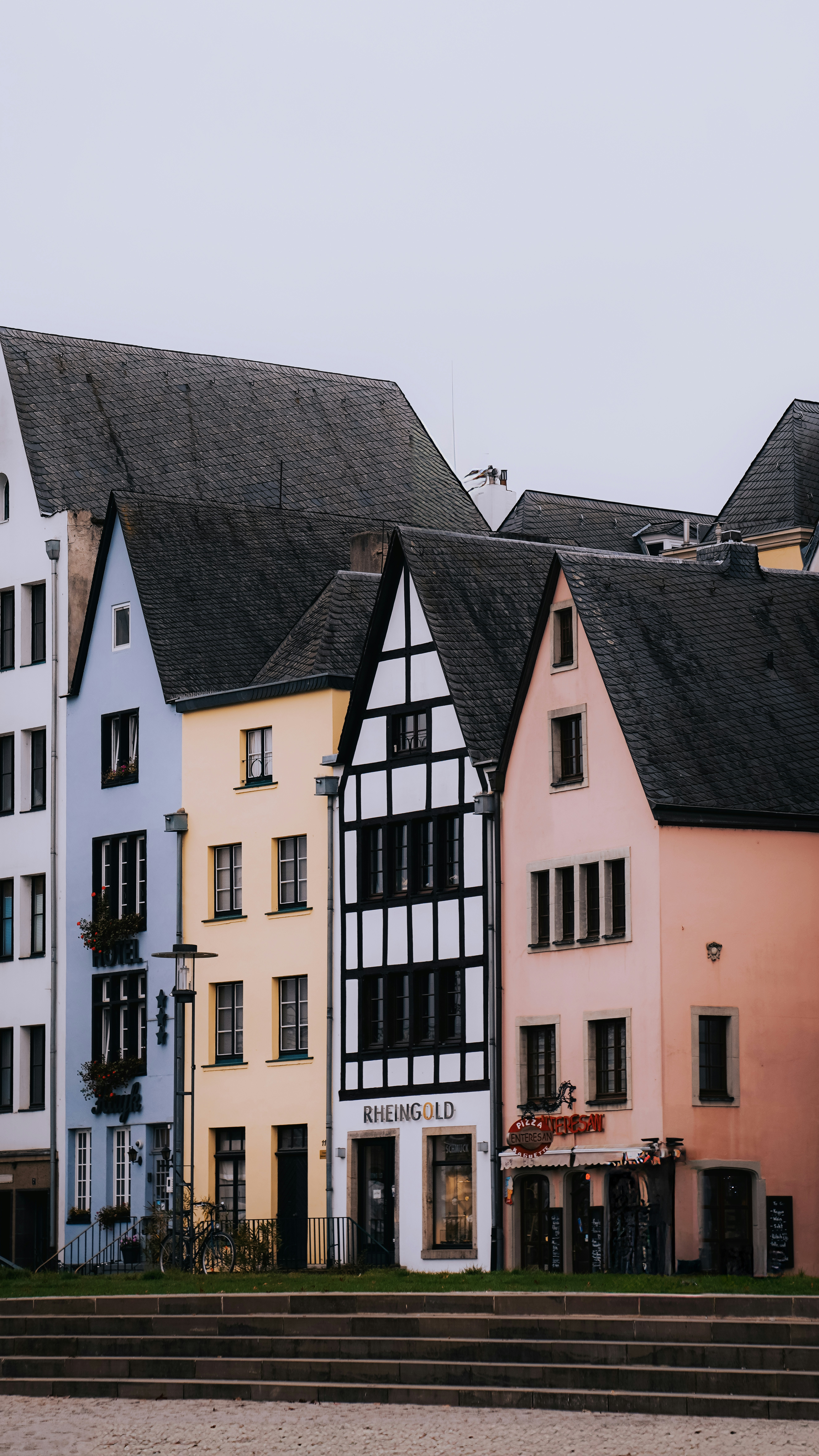 Photo by salahdarwish