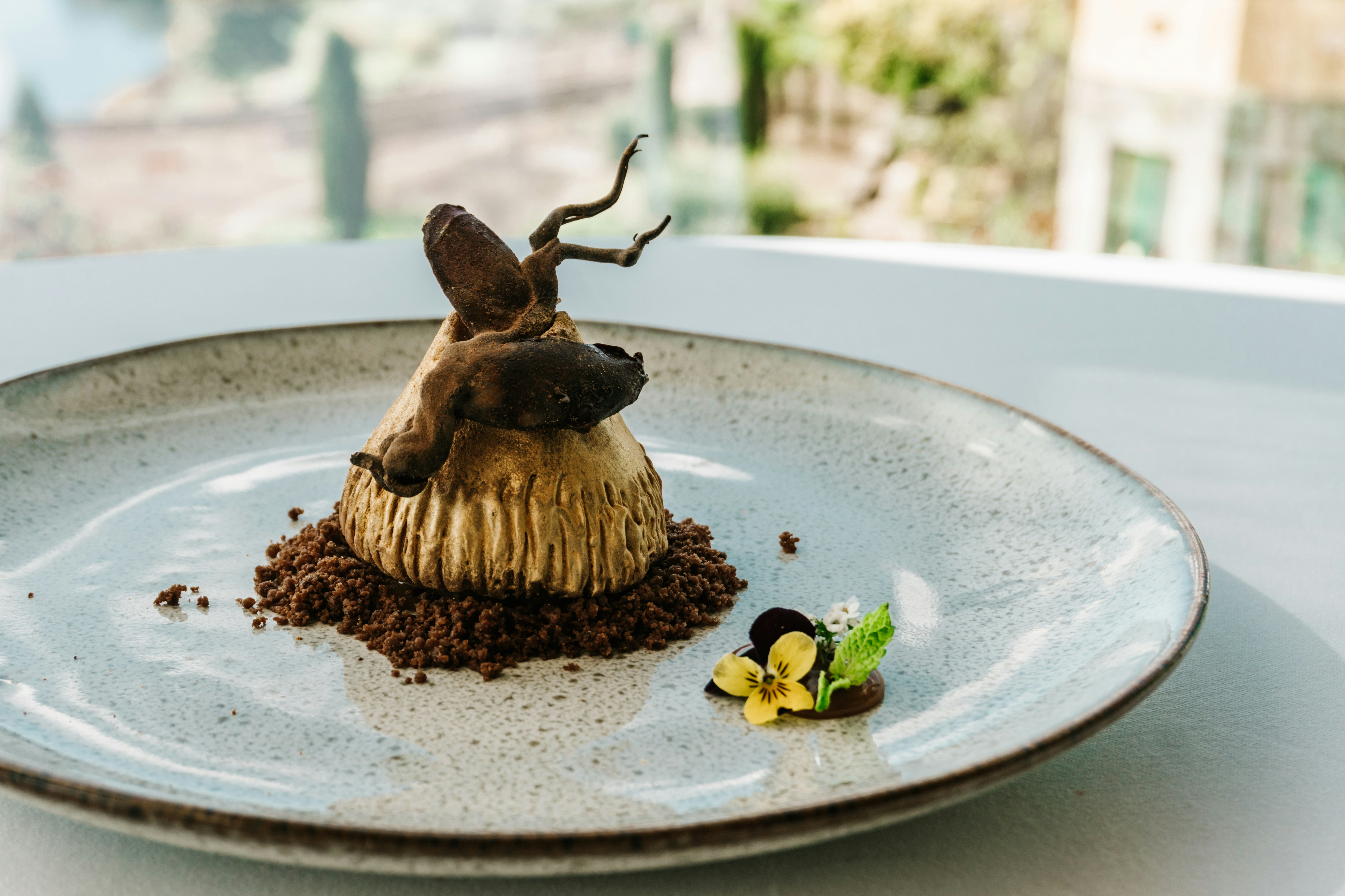 Weekly Wrap August 4: Entree Priced Desserts, ICE and the Food Chain and More