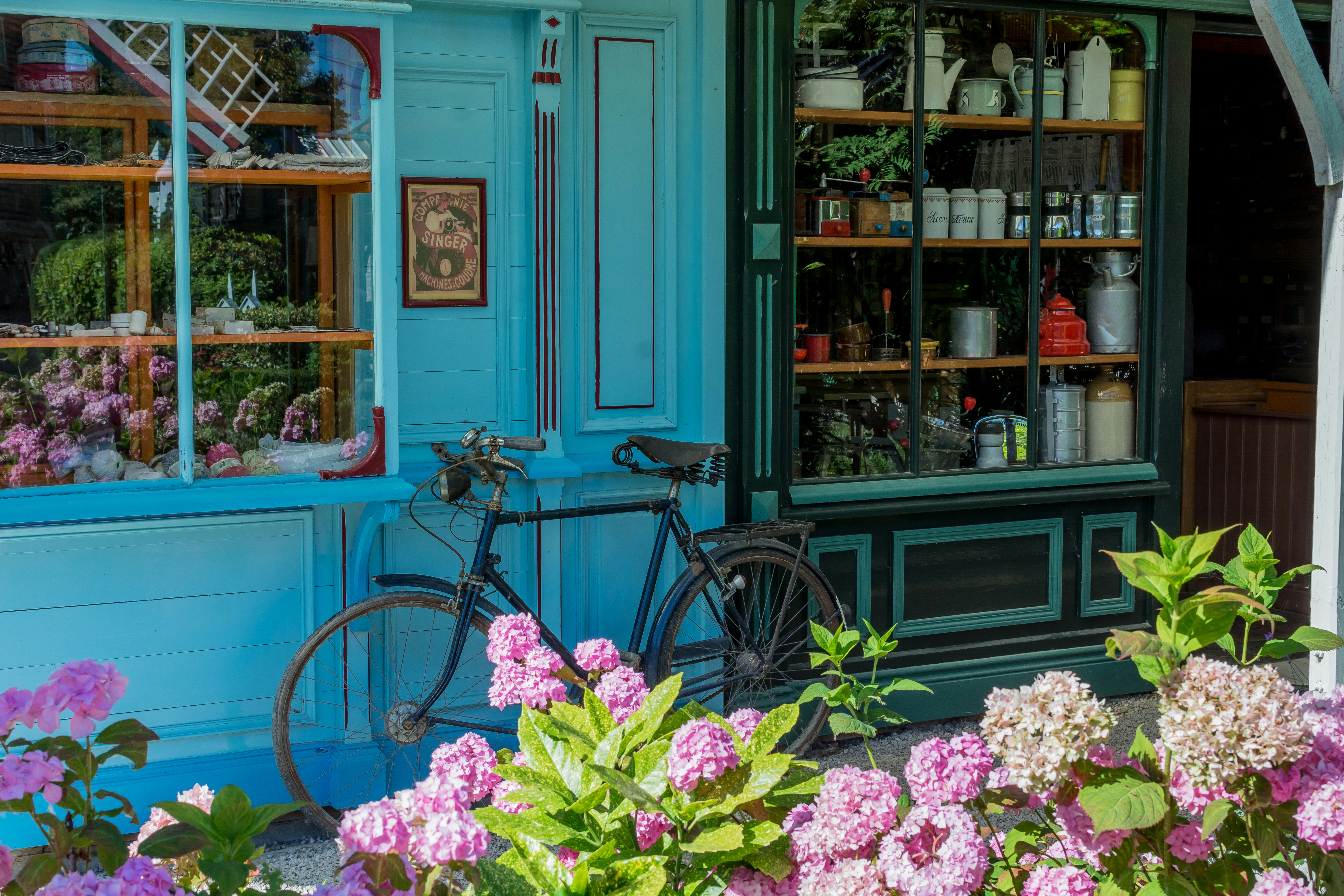 Photo by instantphotos