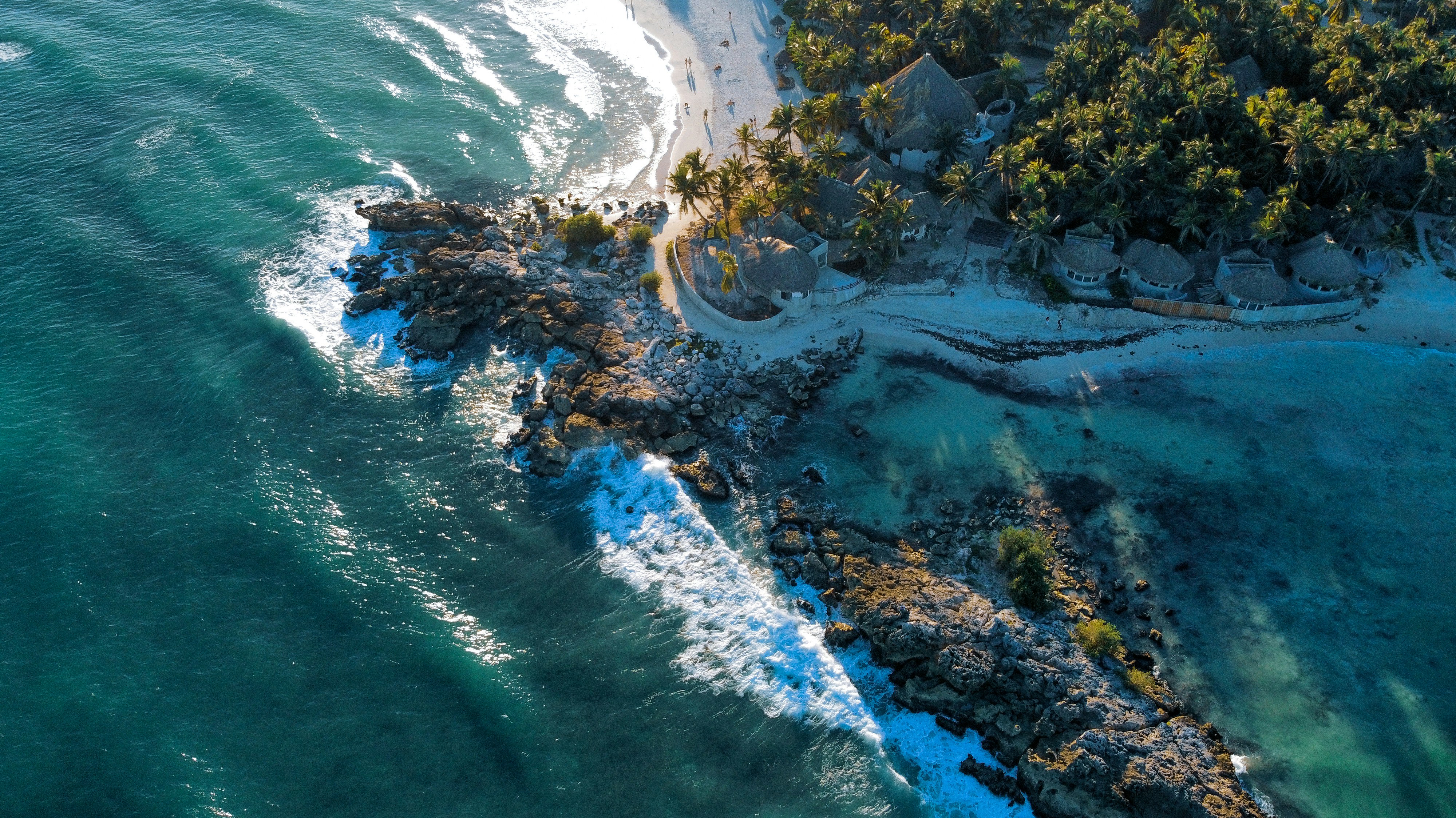 Photo by leonardoescala