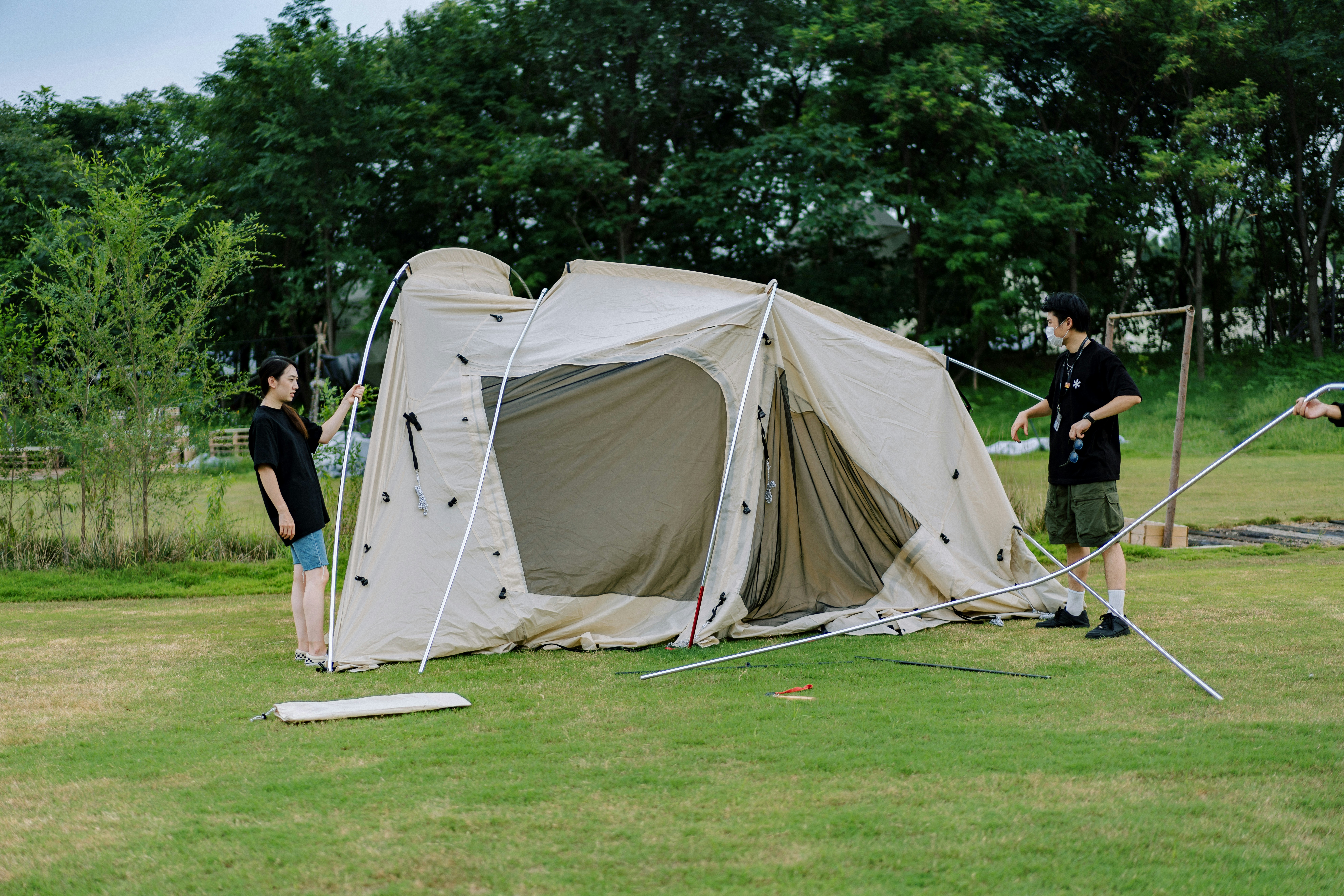 tent repair kit outdoors, ilustrasi artikel Essential Camping Gear Repair Kits: Stay Prepared on the Trail 7