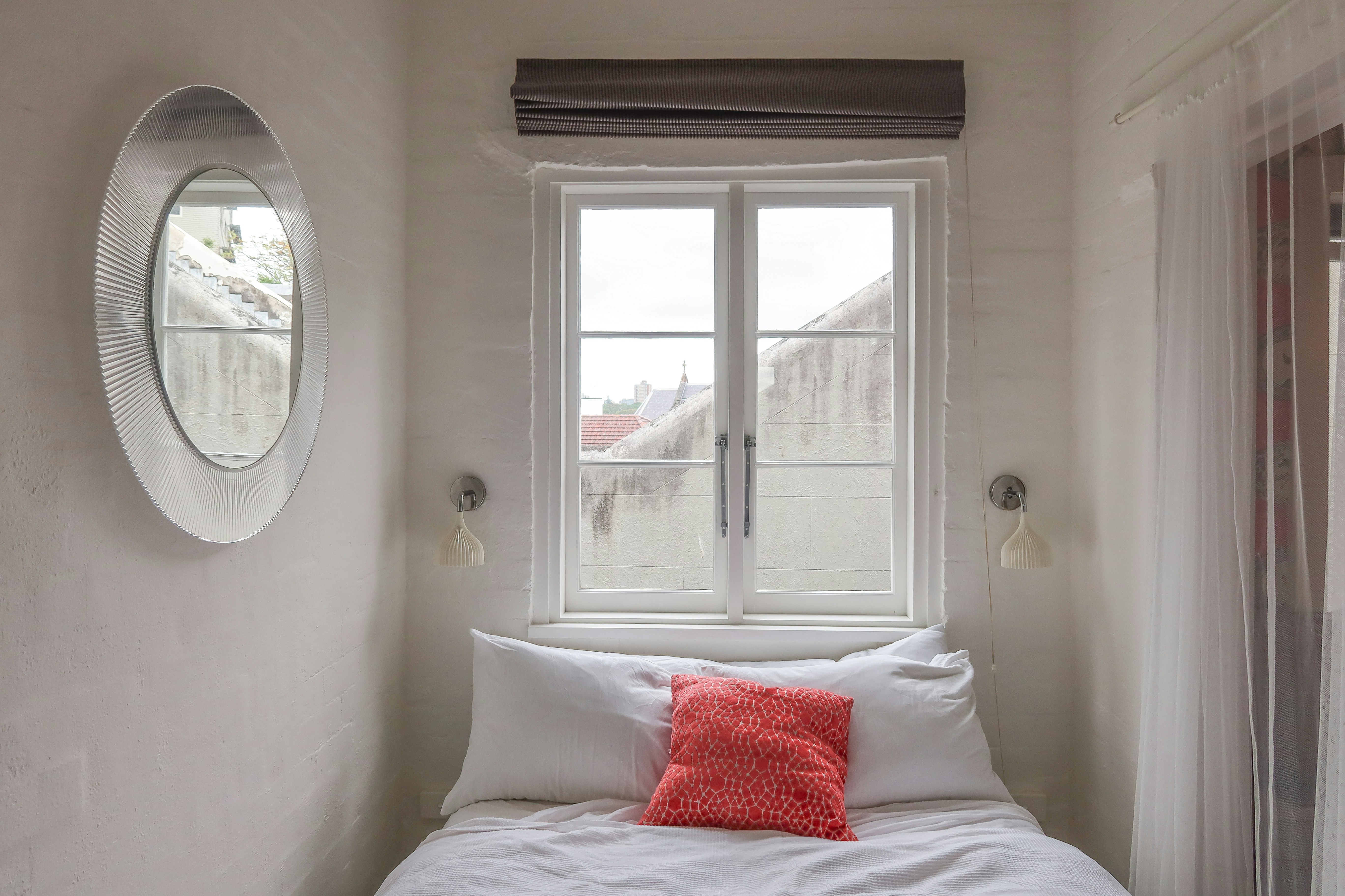 photo-1731712828280-488311b6c8d9?ixid=M3wxMjA3fDB8MXxzZWFyY2h8Nnx8YWlyYm5iJTIwc2VydmljZXxlbnwwfHx8fDE3NTE5MDA5NzV8MA\u0026ixlib=rb-4.1.0