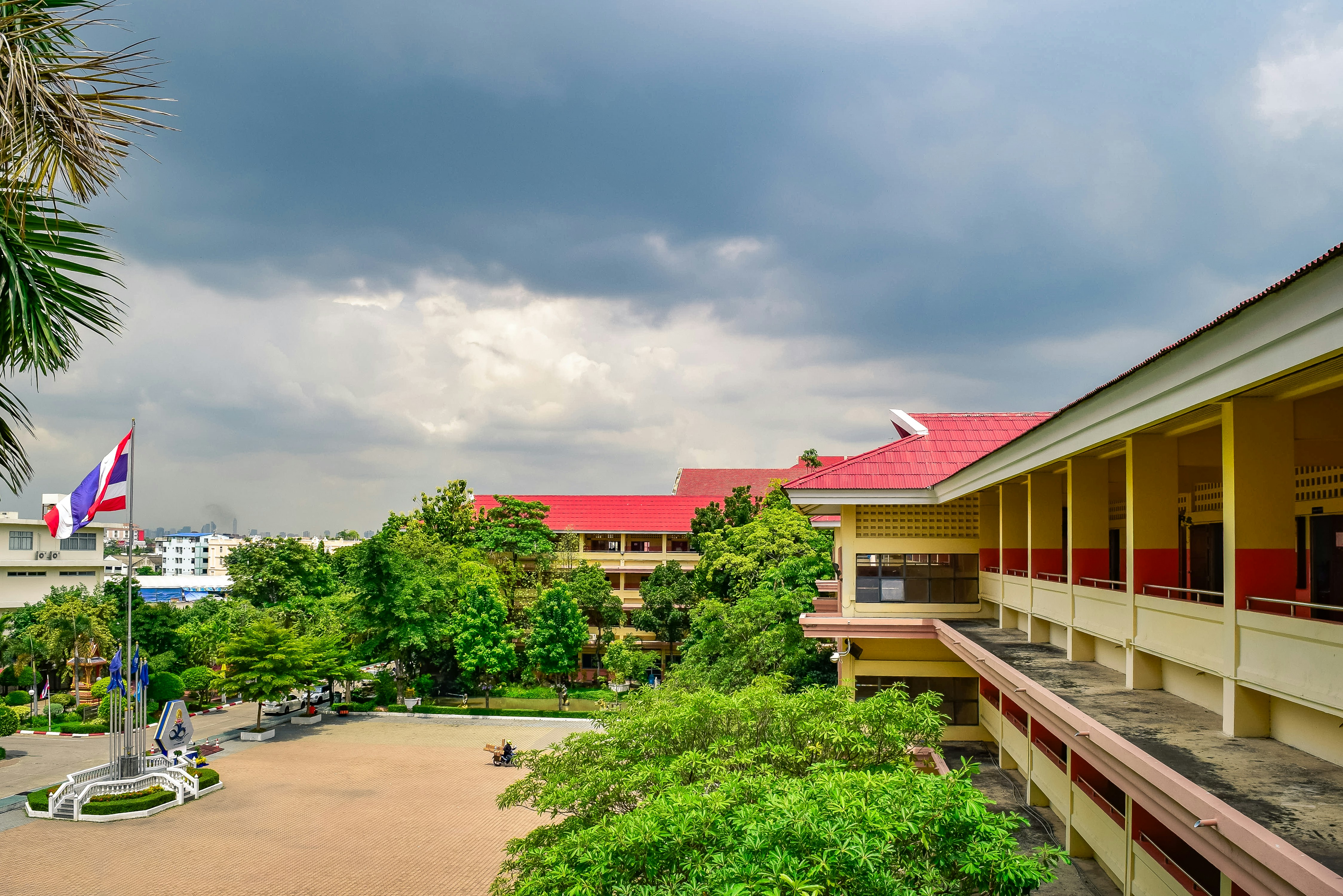 Standardized Testing in the Digital Age: How Cloud Services Enhance Learning