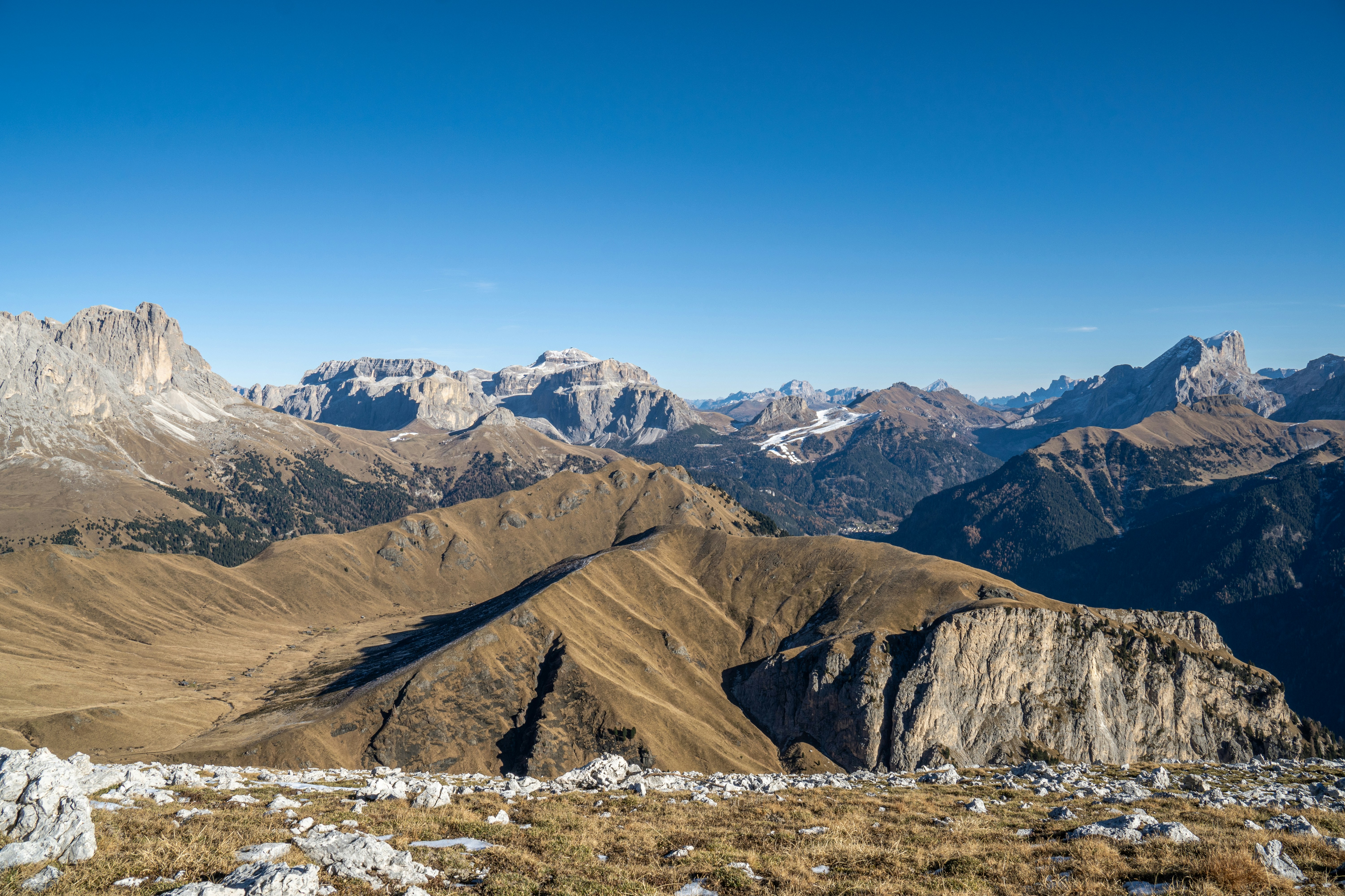 Photo by lucacaronti