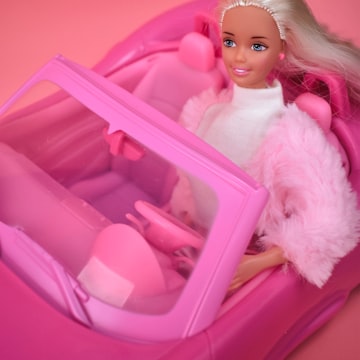 Cover Image for Dinner Theatre - Legally Blonde