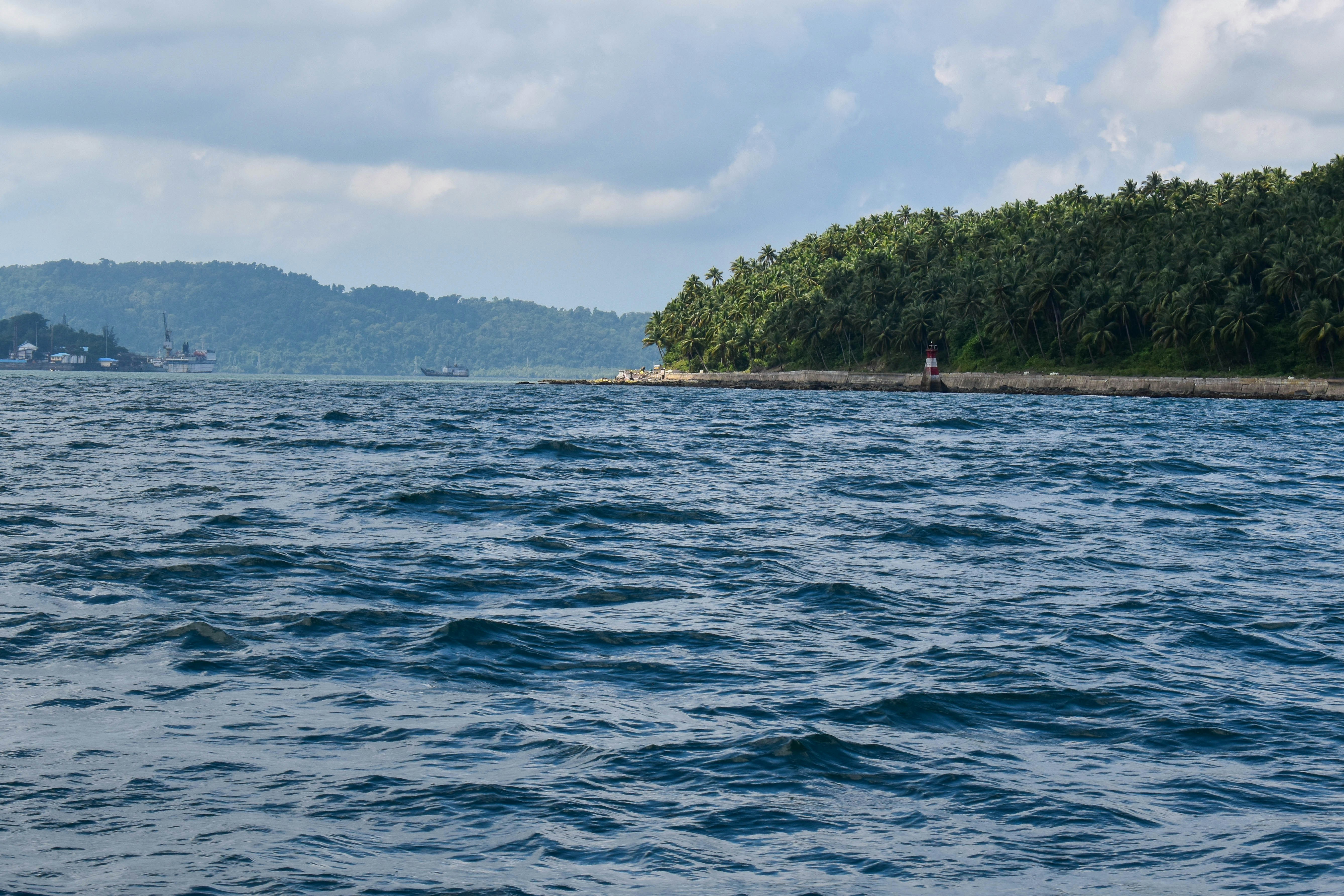 Photo by debarghyameikap