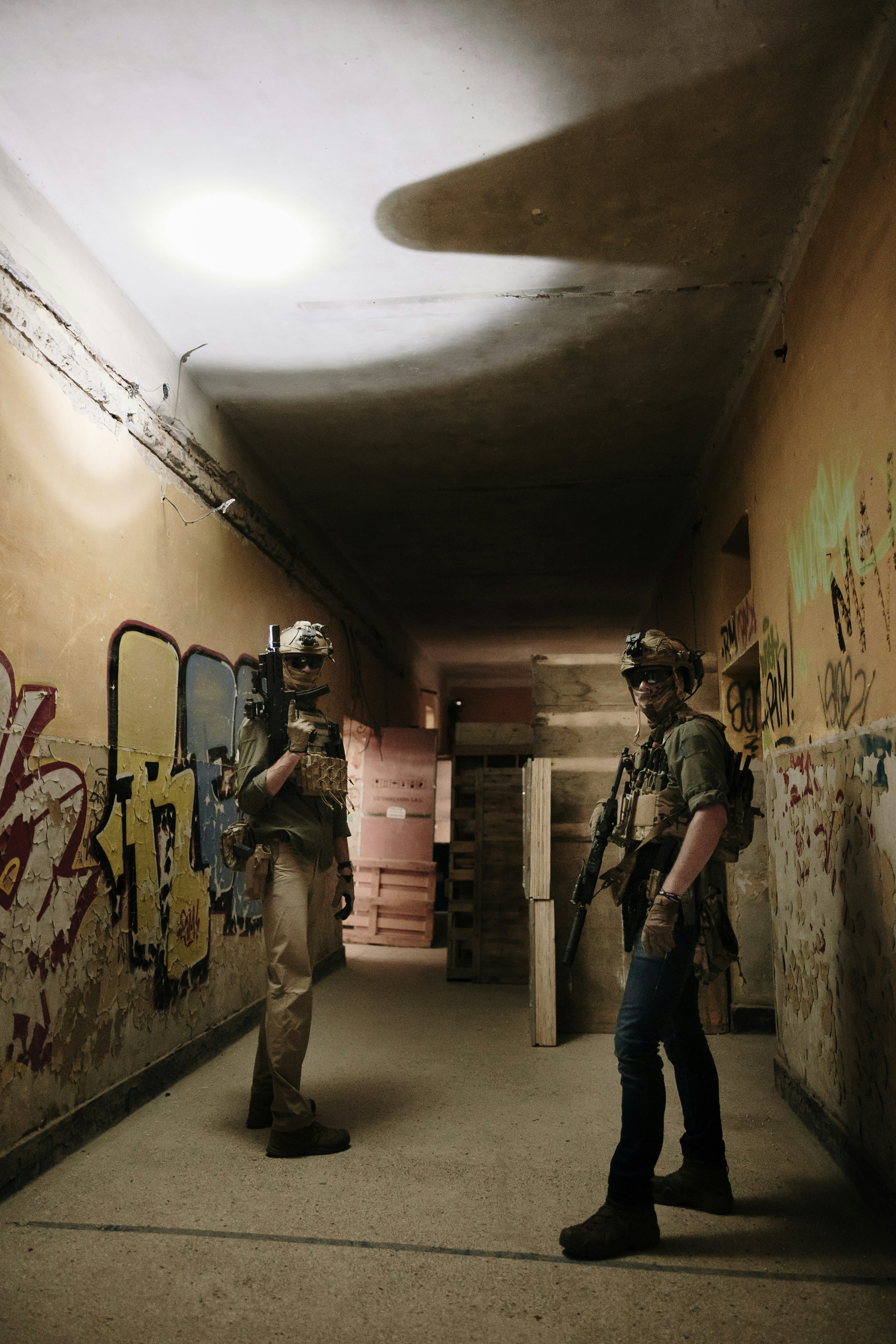Airsoft players during the game using his new Double Eagle M924 DMP9 airsoft replica.