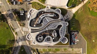 An aerial view of a skate park with ramps and ramps