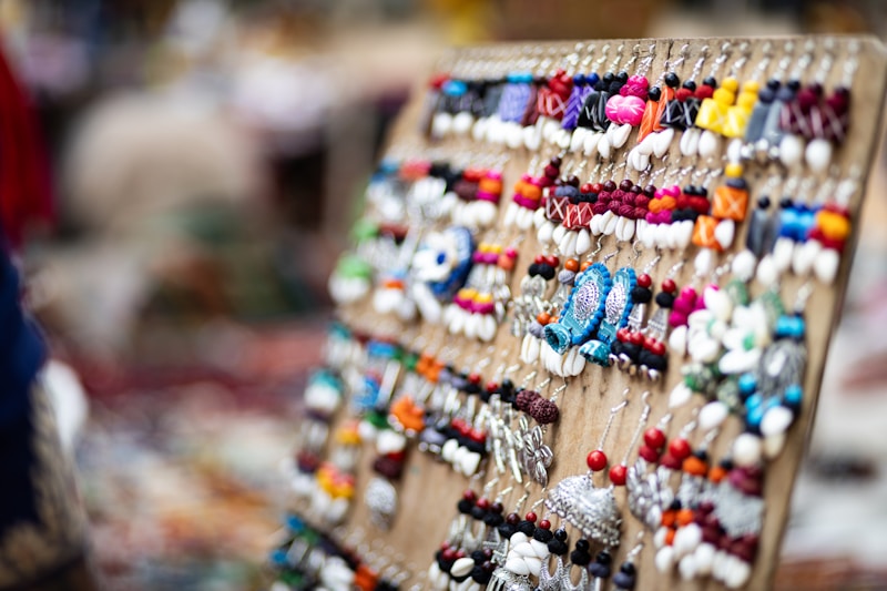 Romantic gift jewelry display