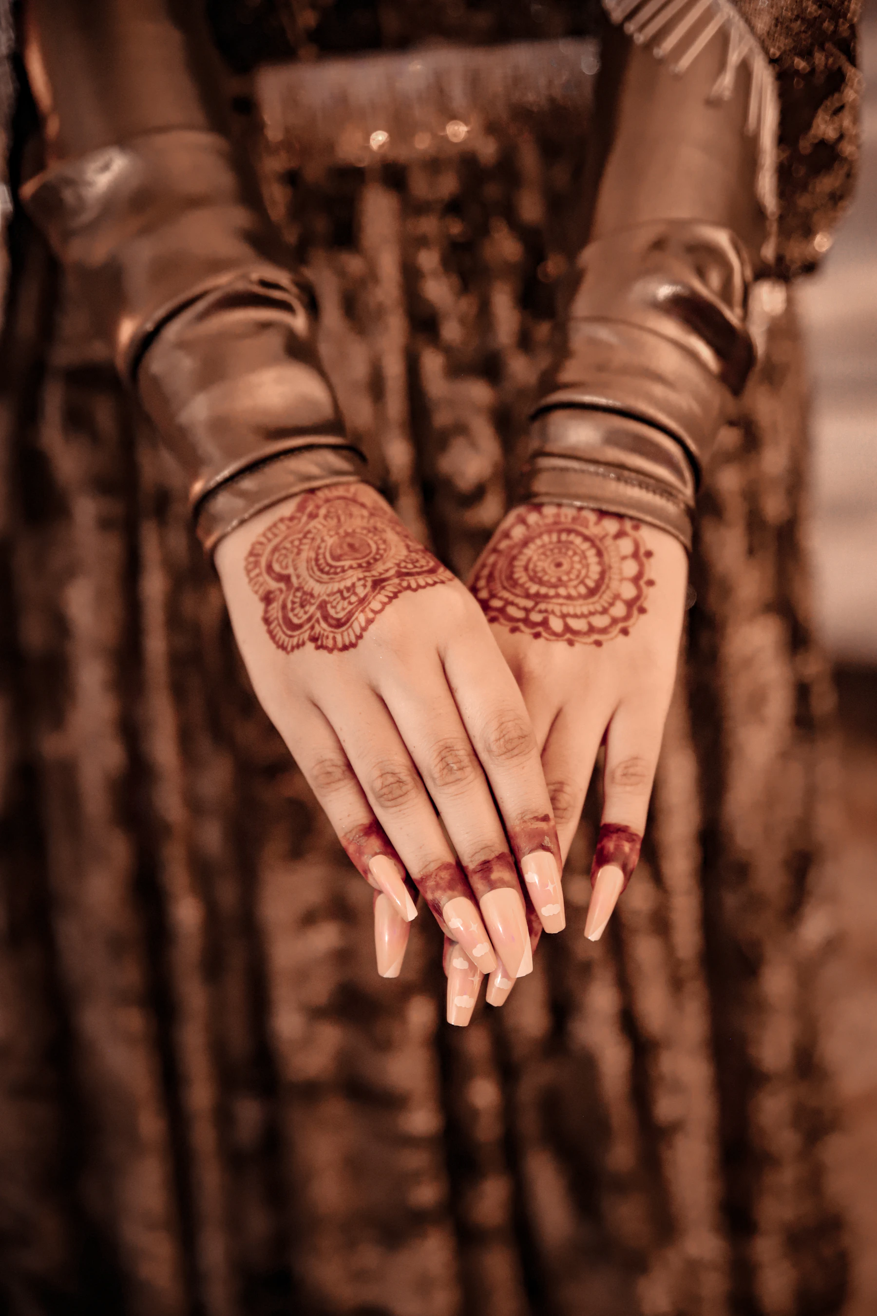 Henna service at Reem’s Threading