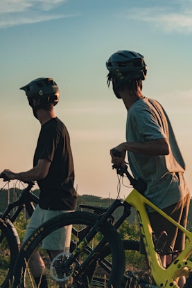 Activité originale pour EVG EVJF Team Building à vélo VTT électrique Argelès sur mer