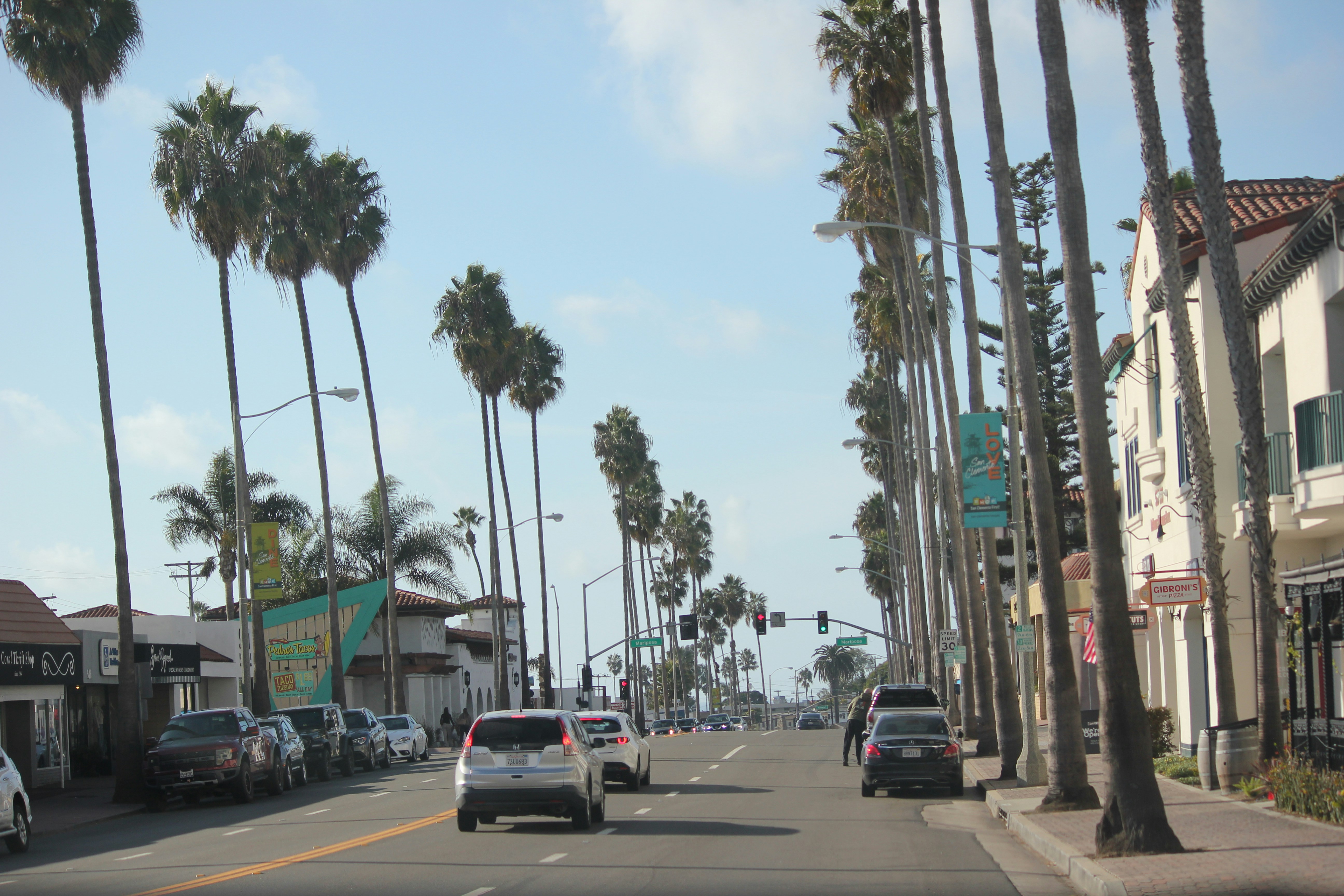 Centros comerciales outlet en Cali: descuentos, marcas y mejores ofertas para compradores inteligentes