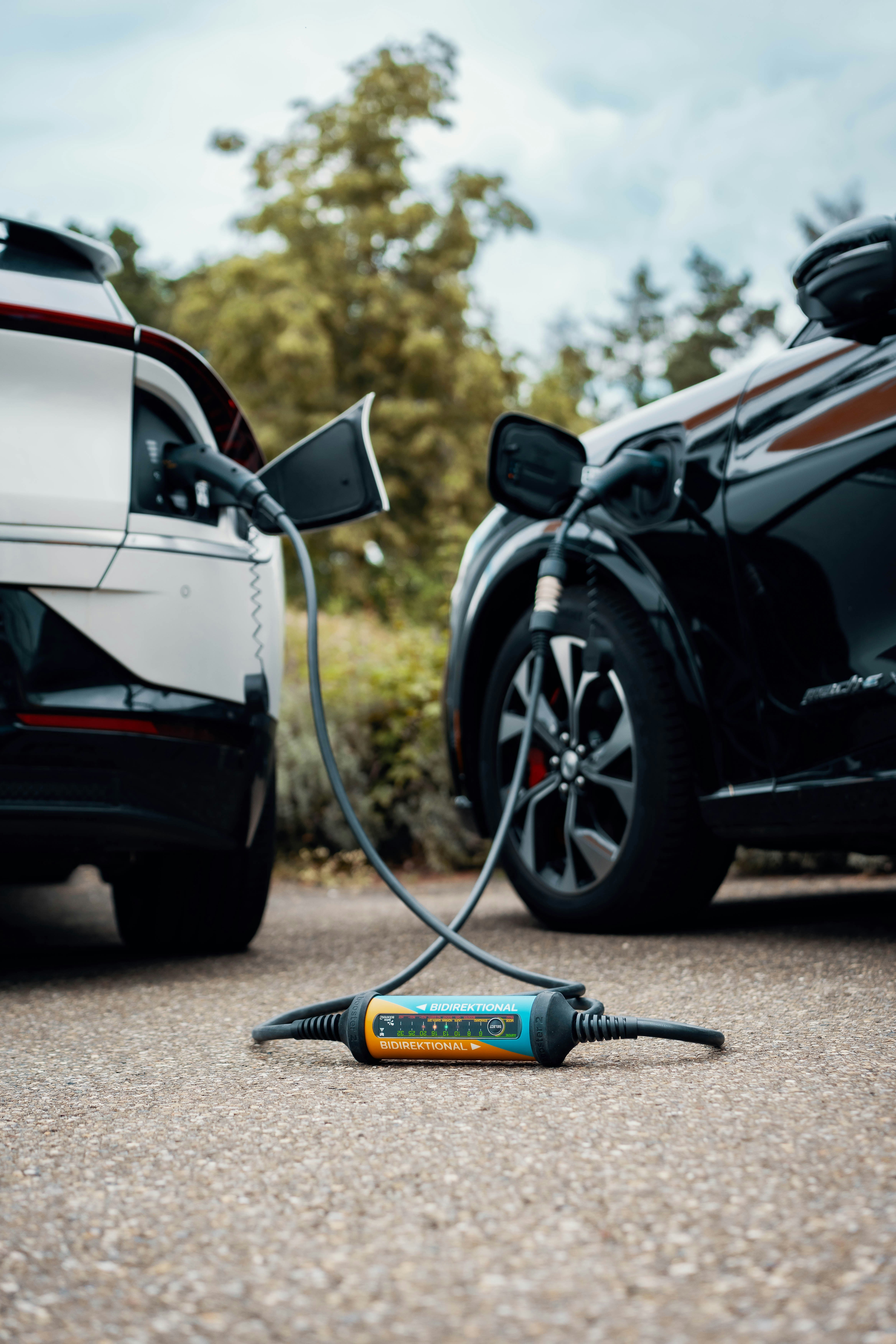 Fast Charging & High-Watt Power Banks (2026): 60W, 140W and the Real Use Cases