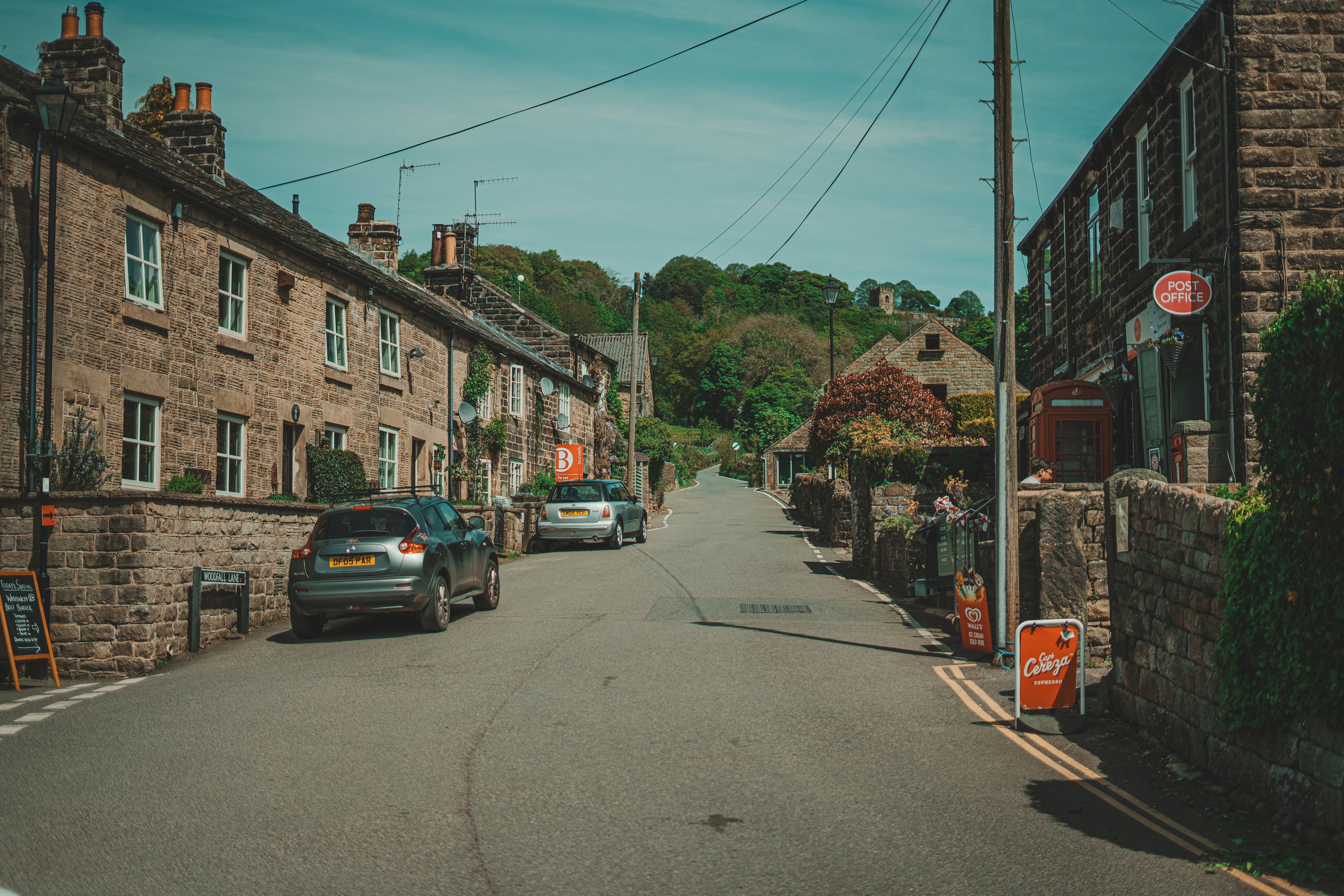 Photo by benjaminelliott