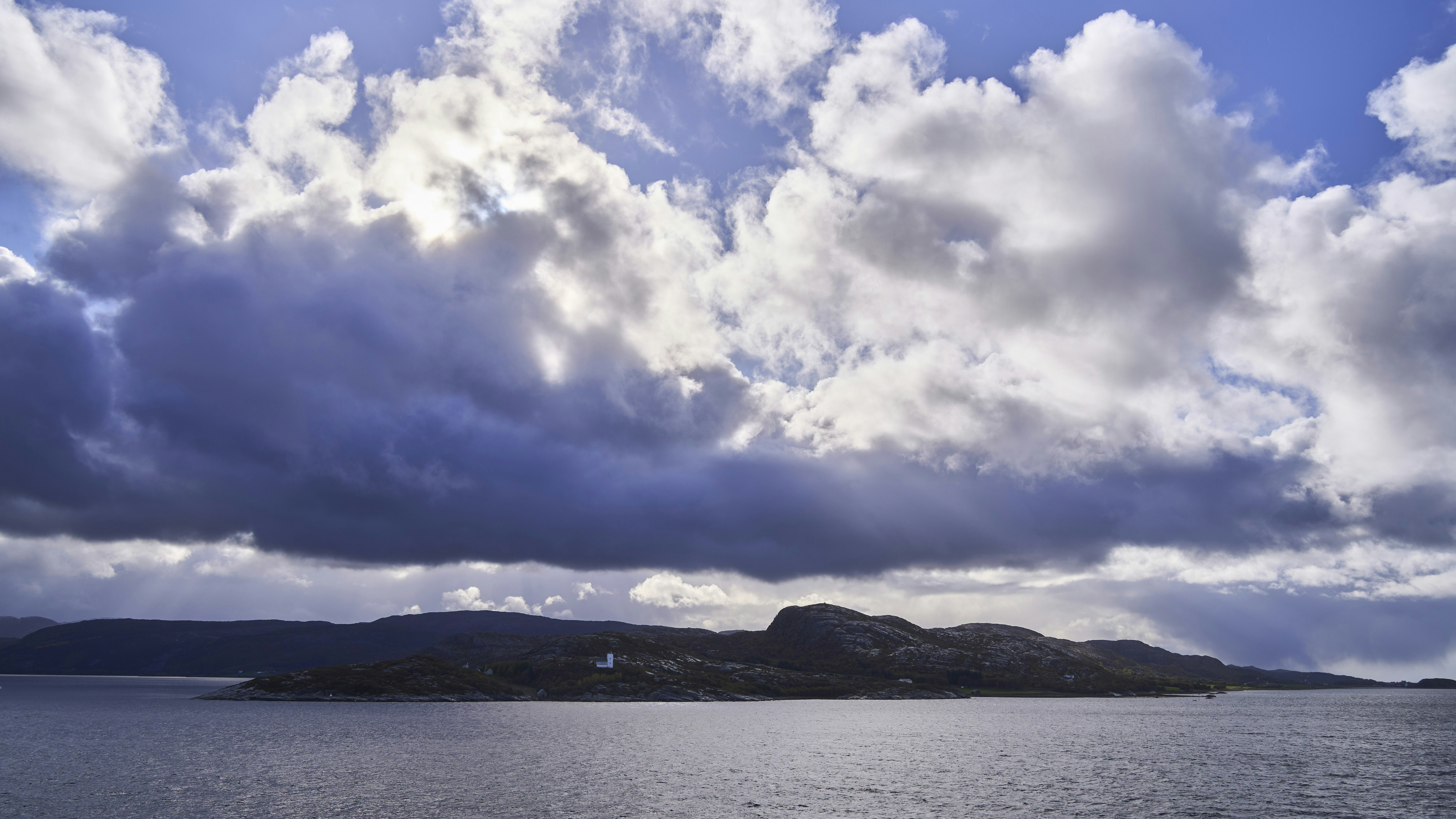 Photo by wolfgang_hasselmann