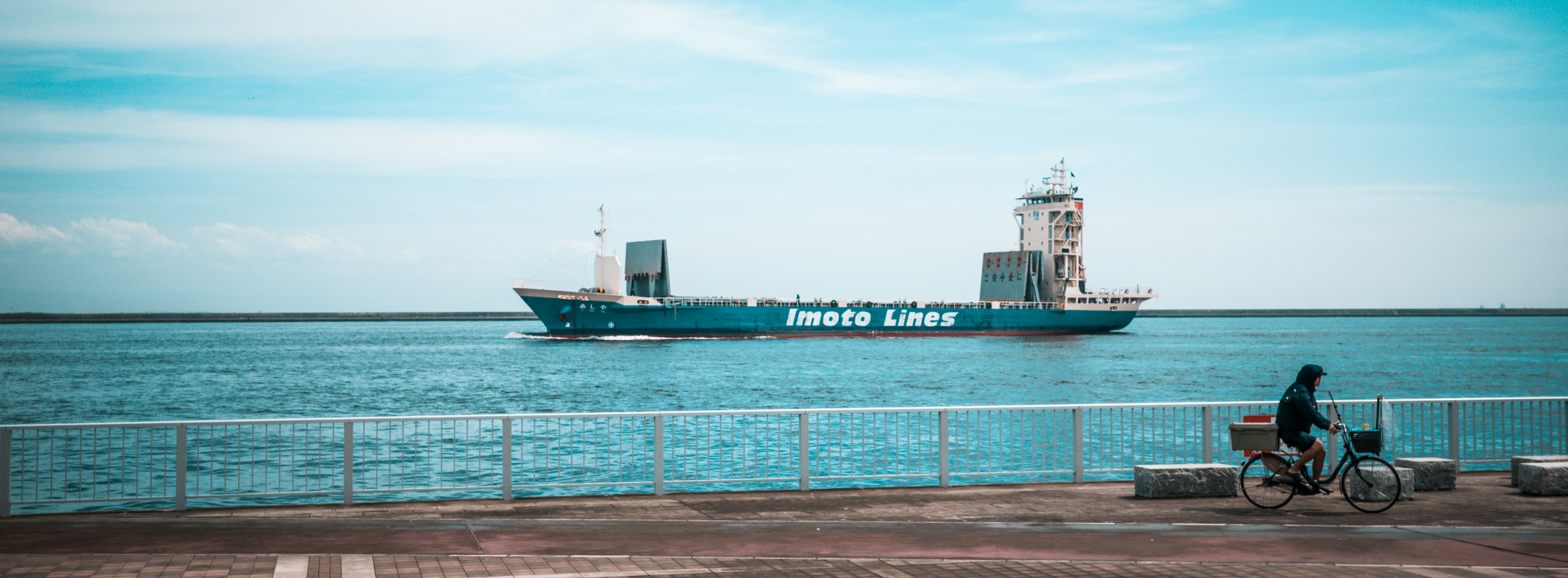 Photo by jackyfish_image