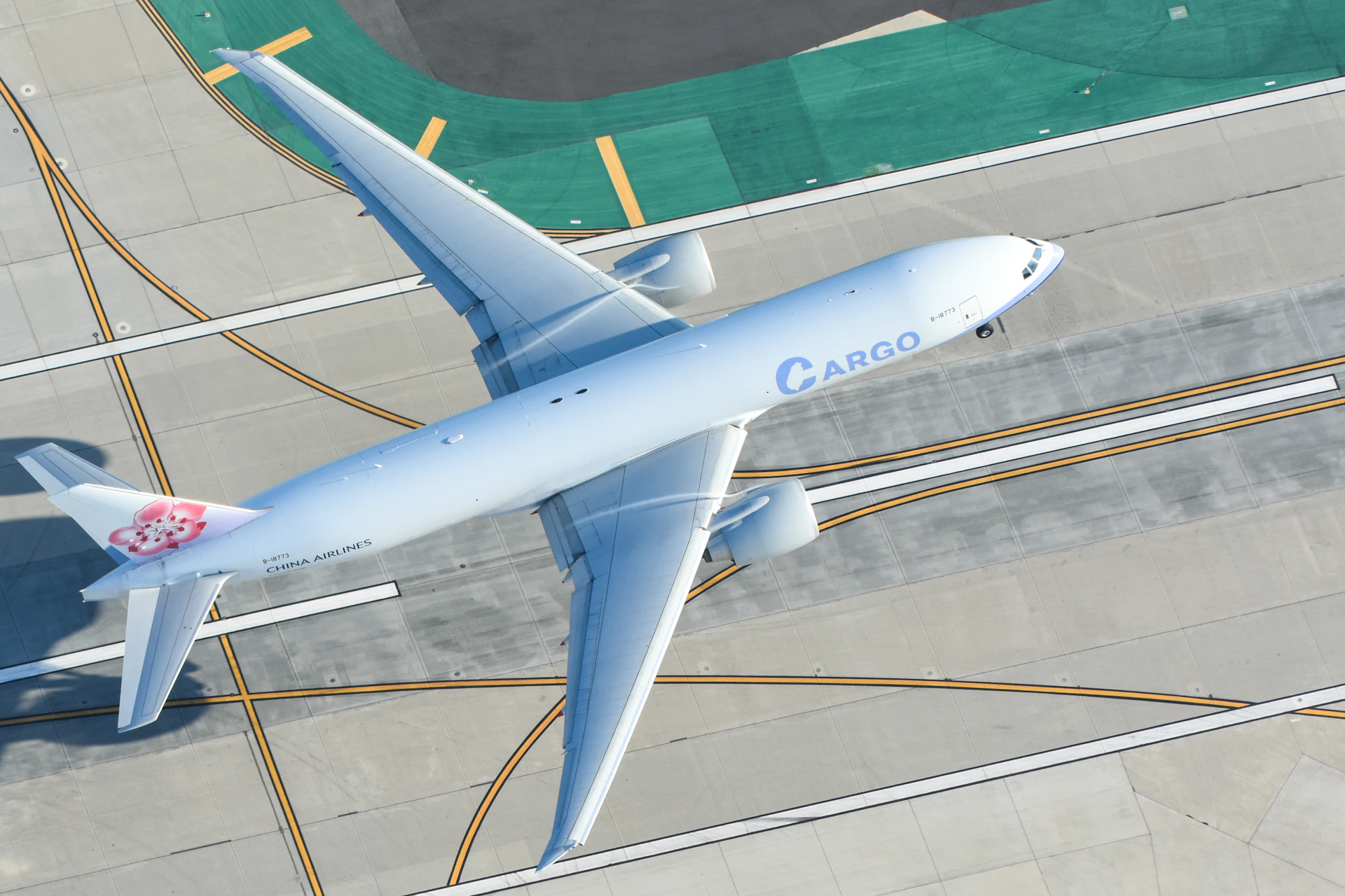 Air cargo runway