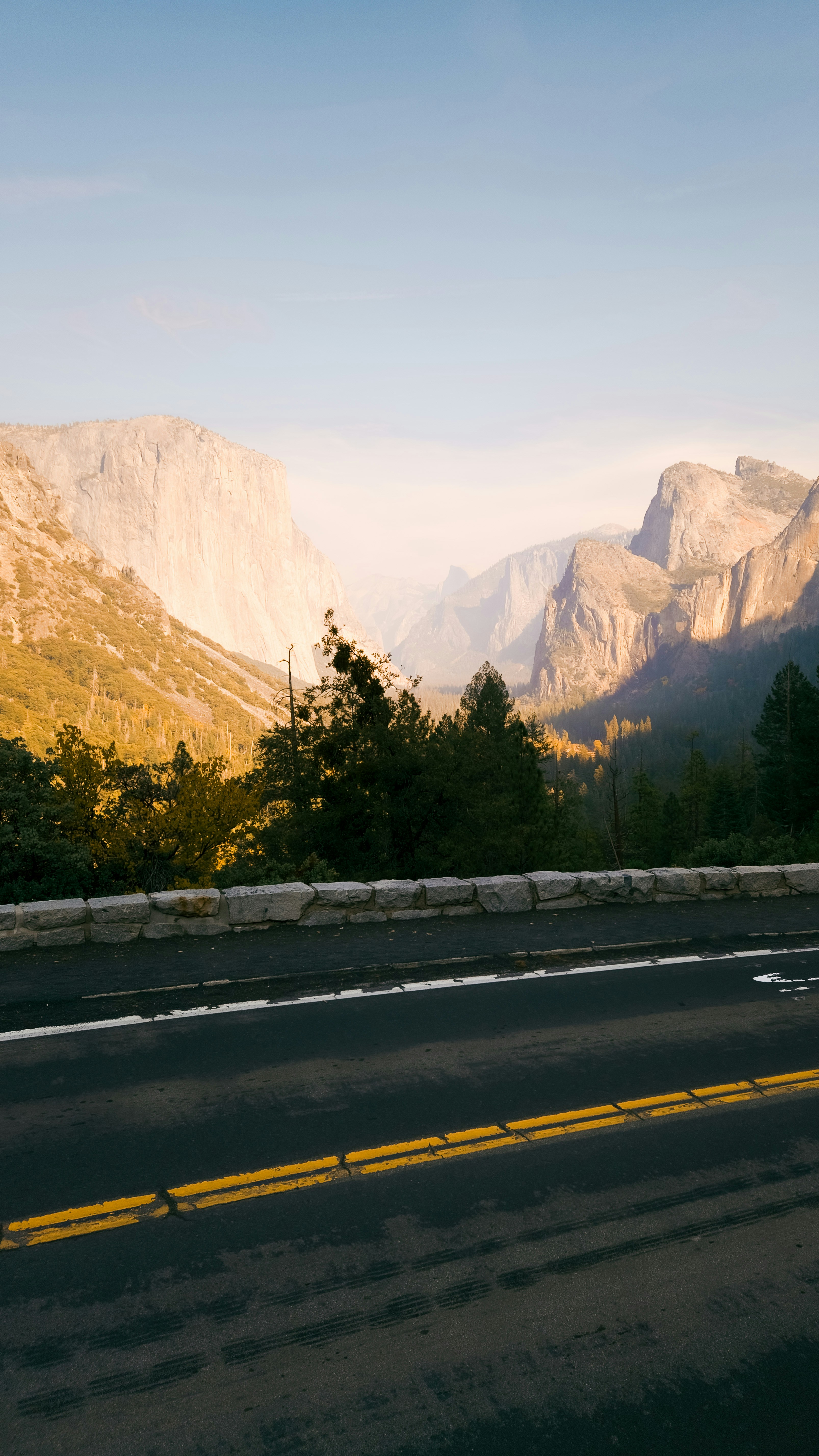 Photo by victordevos