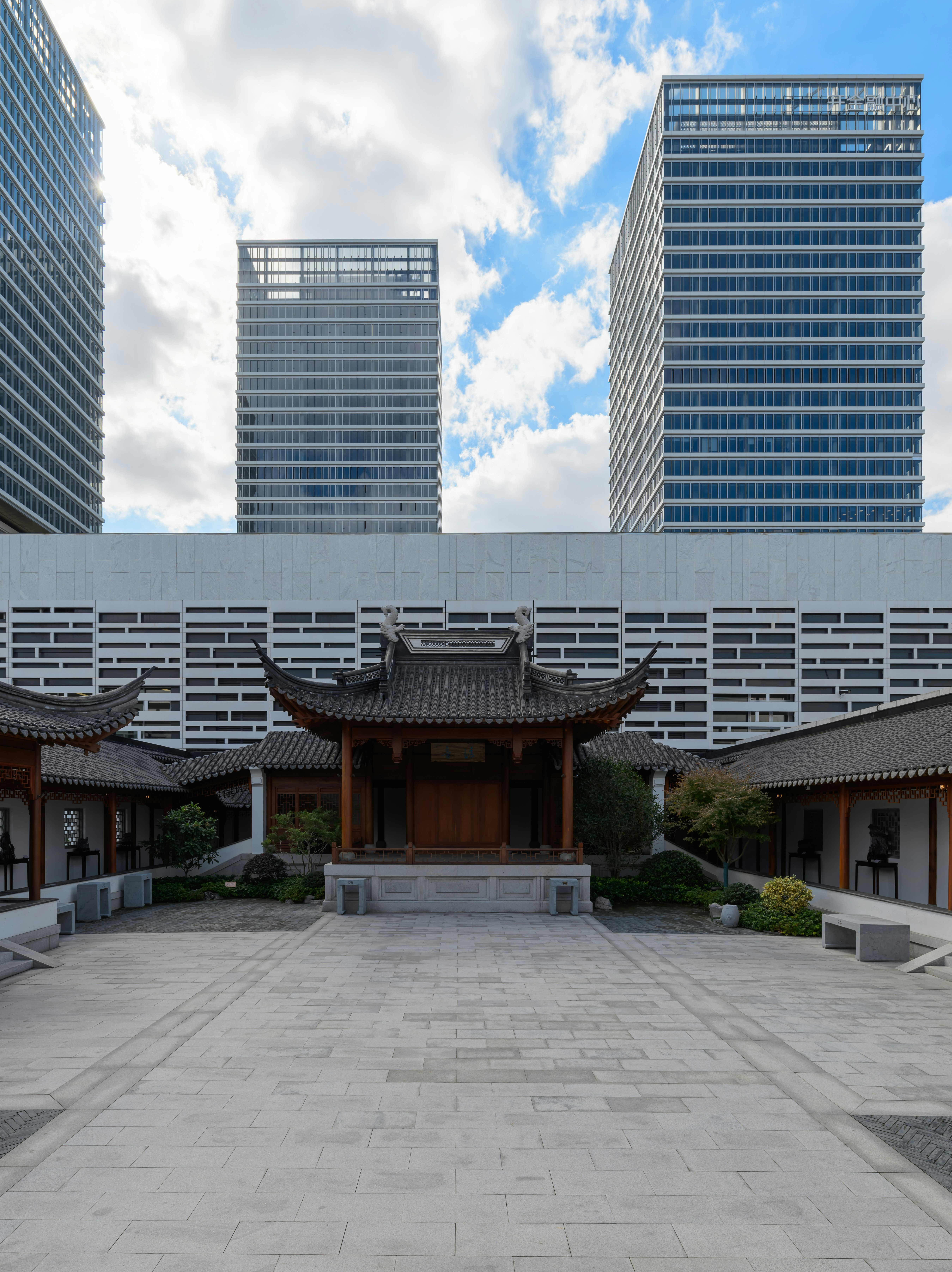 modern traditional architecture
