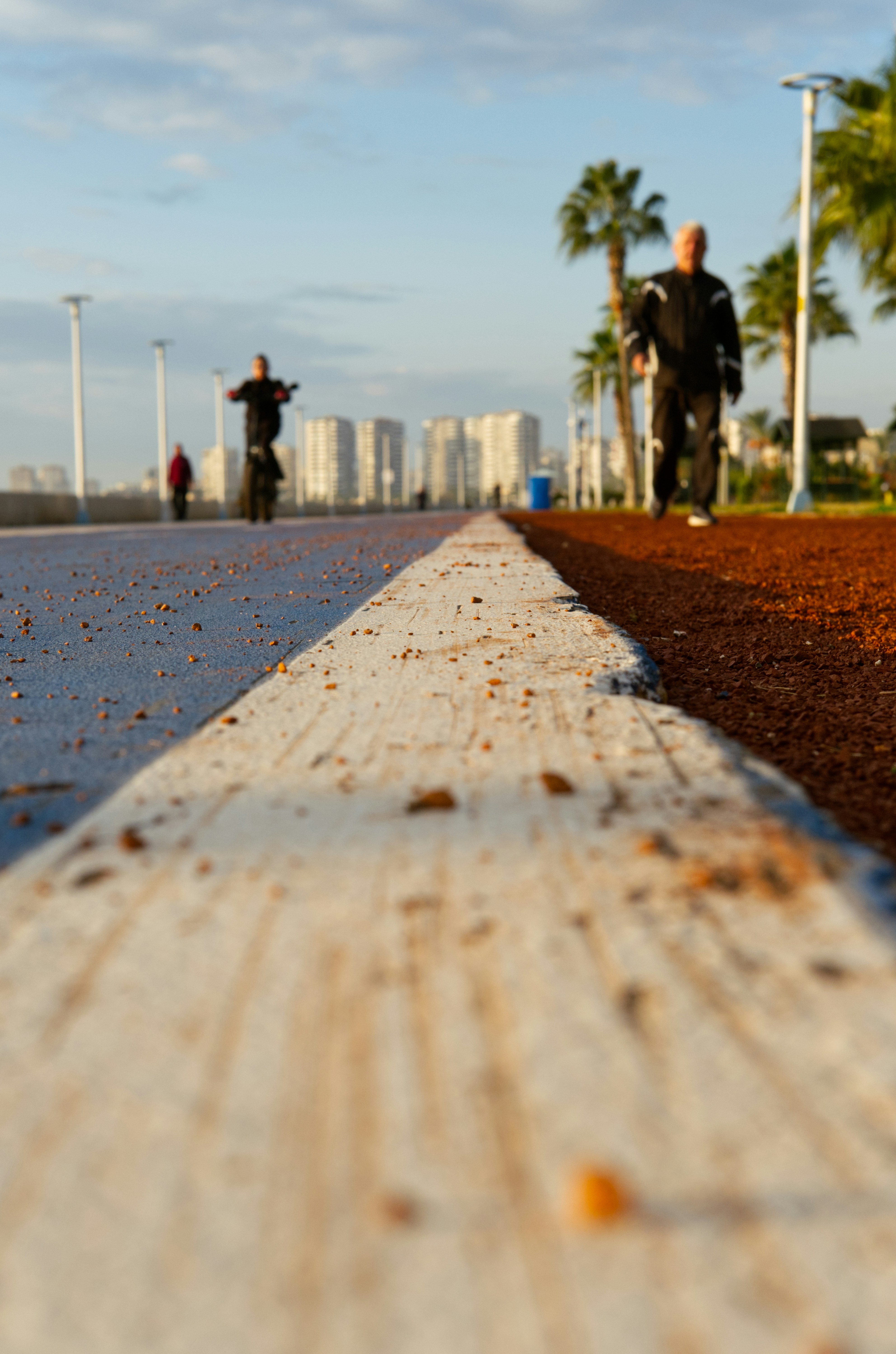 running track wallpaper, wallpaper, Sejarah Lari Jarak Pendek: Evolusi dan Perkembangan 6