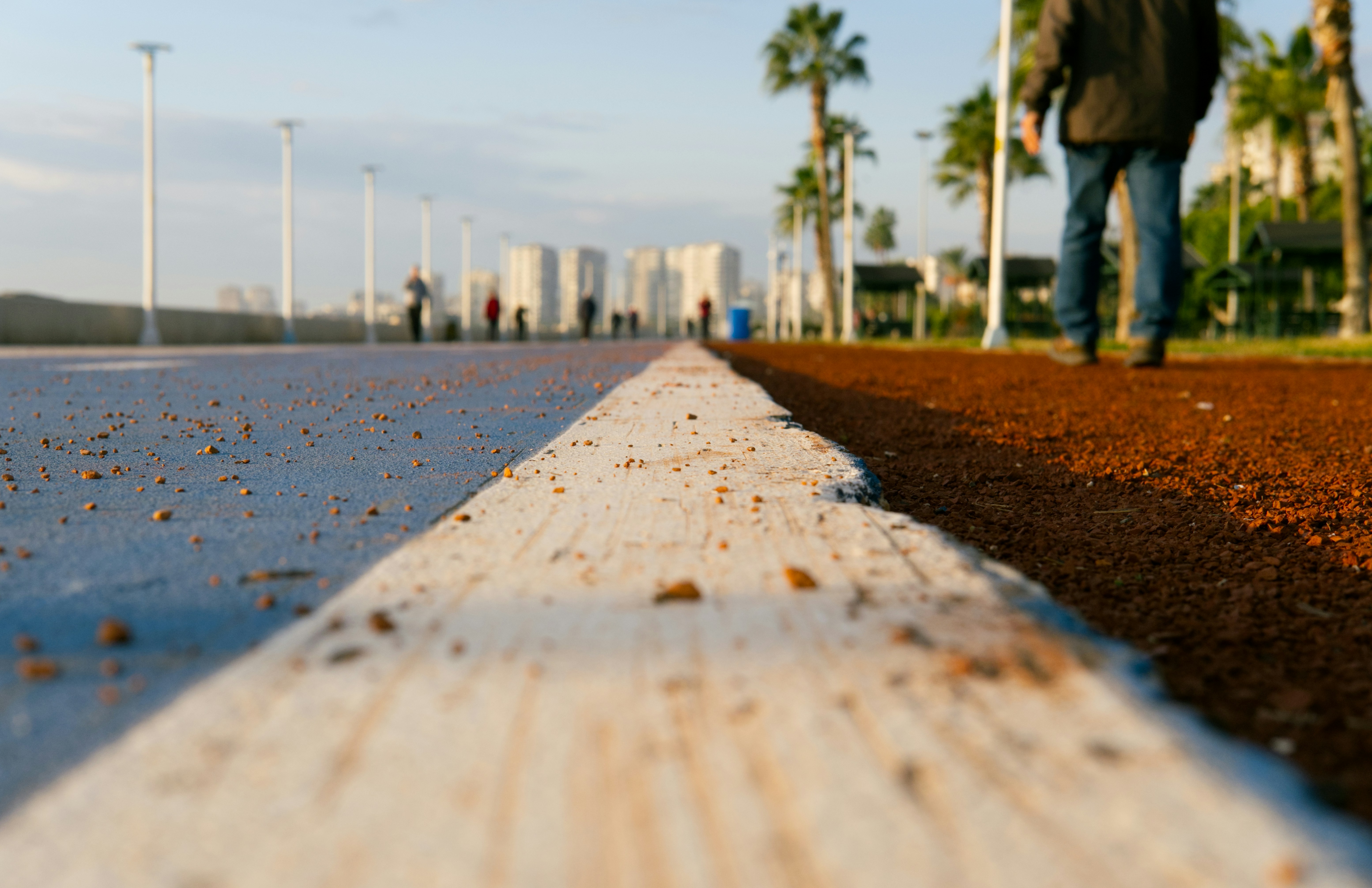 running track wallpaper, wallpaper, Sejarah Lari Jarak Pendek: Evolusi dan Perkembangan 4