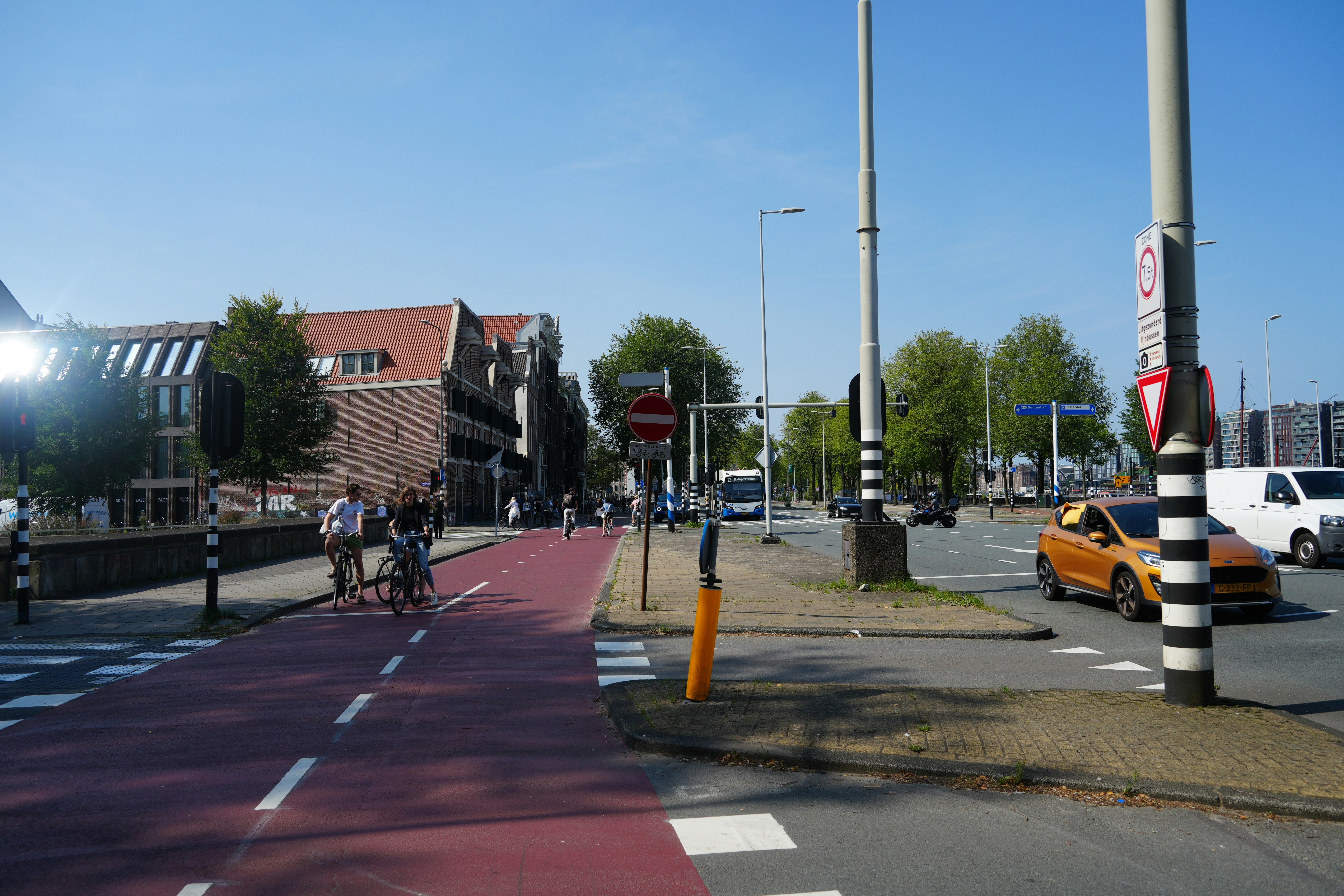 road with bikes and cars