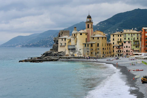A beach that has a bunch of buildings on it