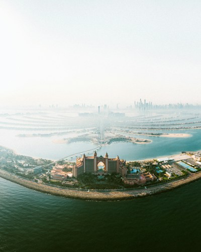 Palm Jumeirah: Dubai's Man-Made Island Wonder