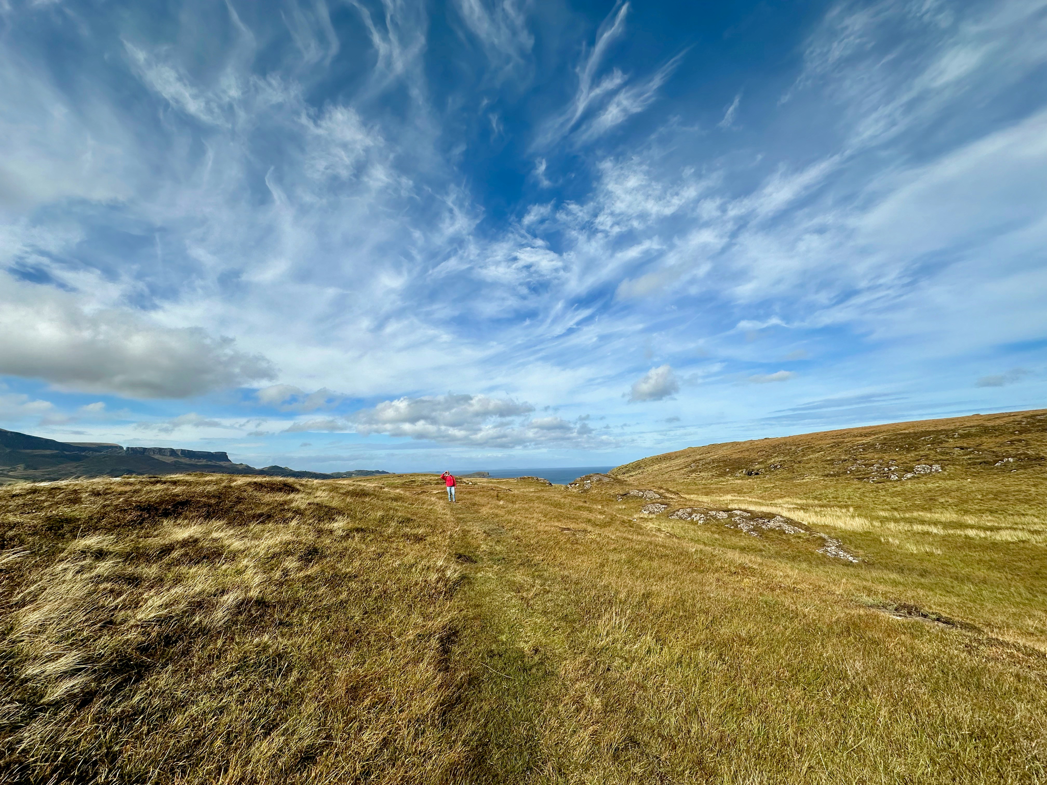 Photo by maartenzaanen