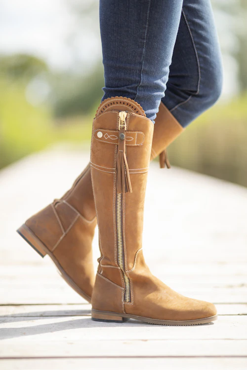 Bota Cano Curto