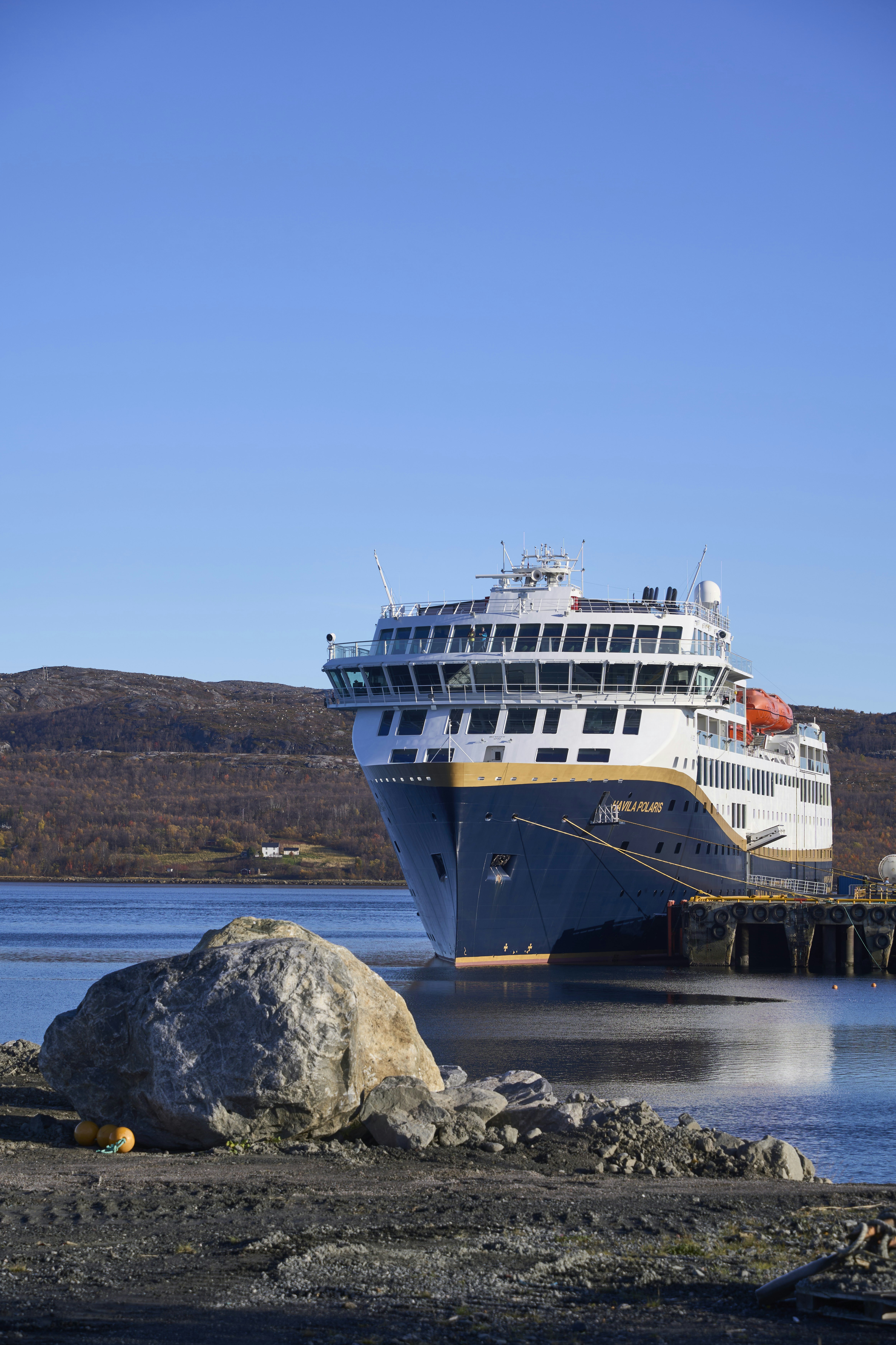 Photo by wolfgang_hasselmann