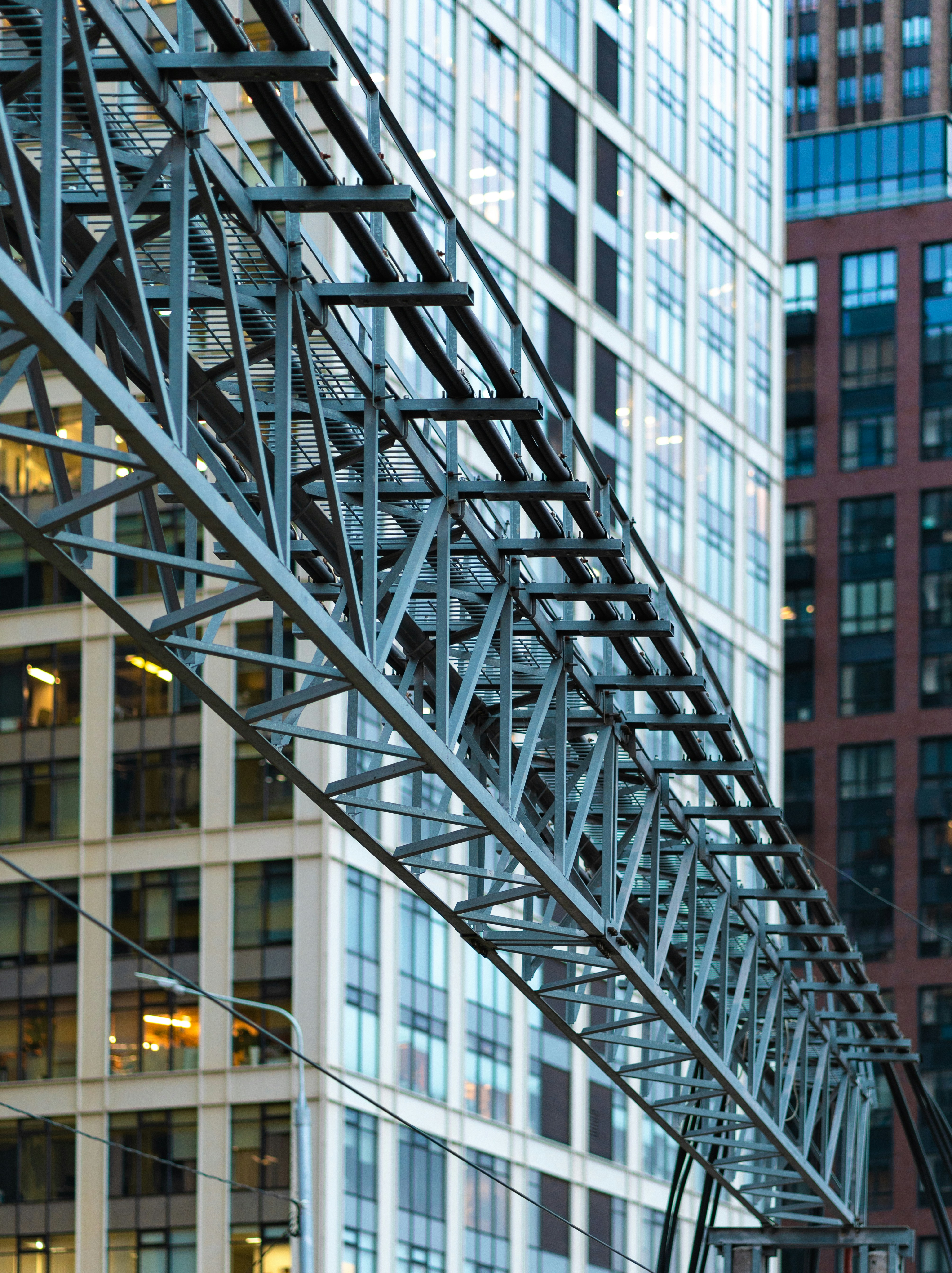JP Morgan Maintains Overweight on Cadence Design Systems, Raises Price Target to $405