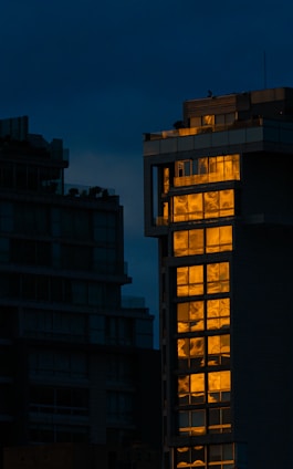 A very tall building with a lot of windows