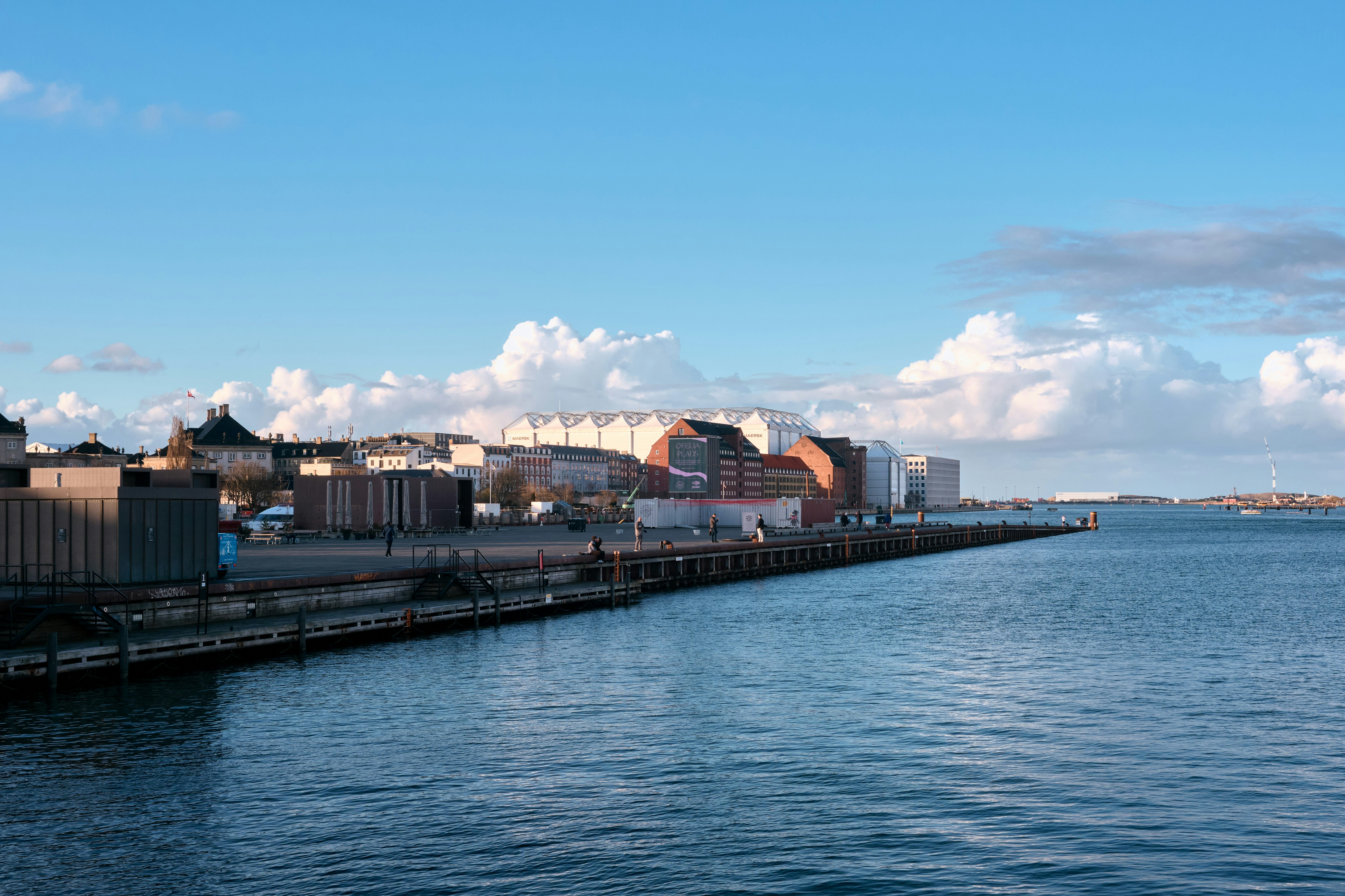 Photo by alirezabanijani