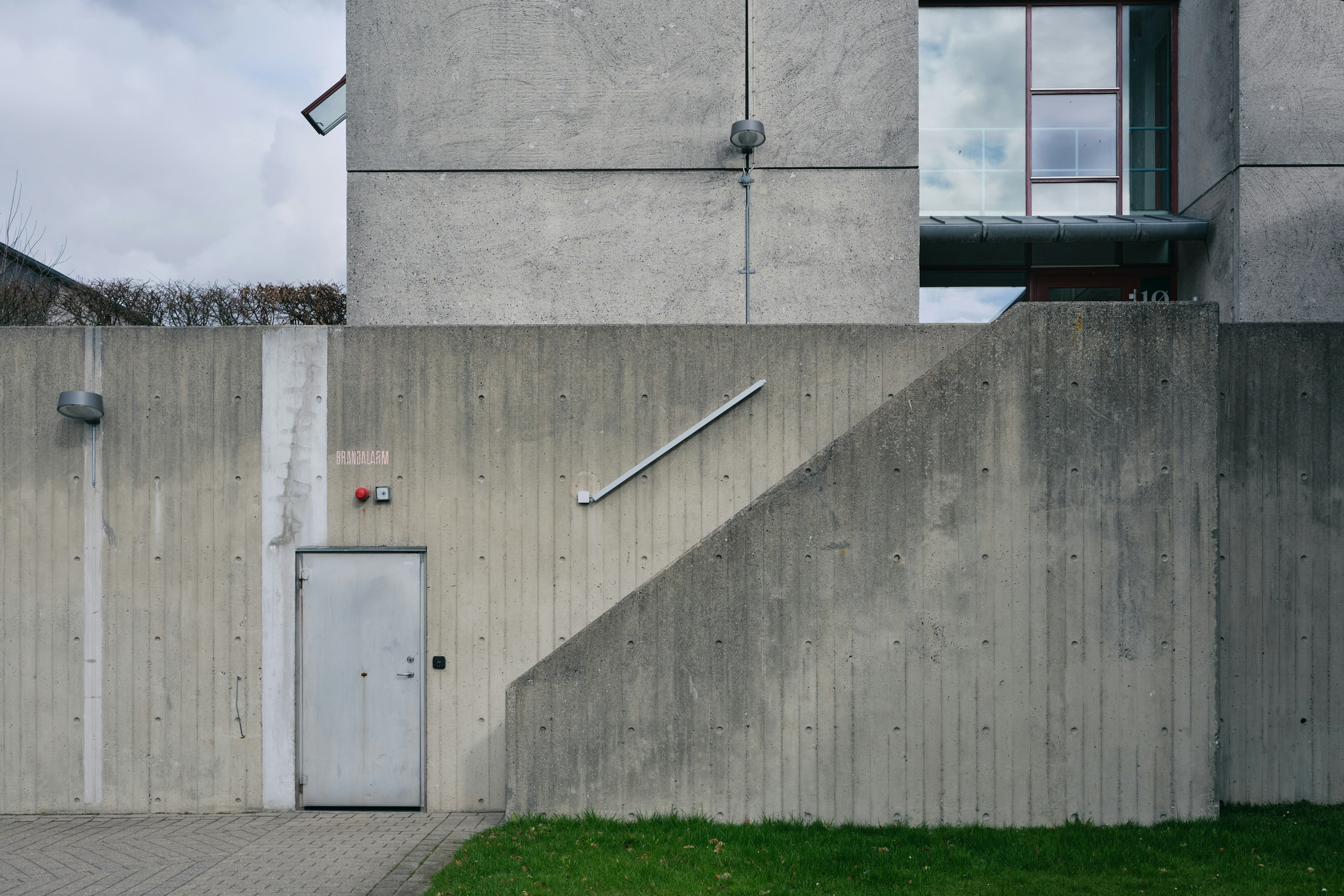 Photo by alirezabanijani