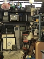A room filled with lots of different types of electronics