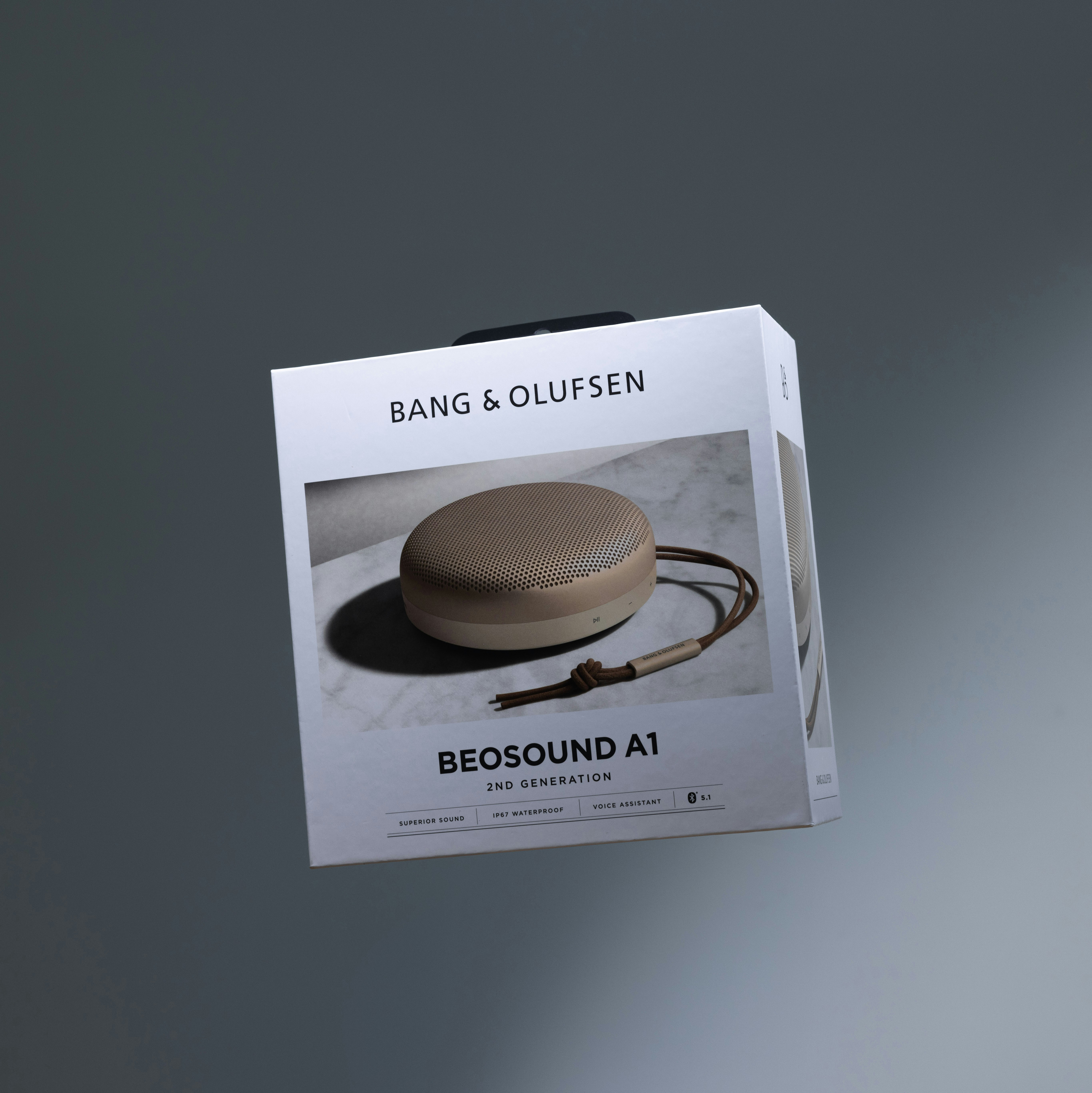 A box with a picture of a round object inside of it