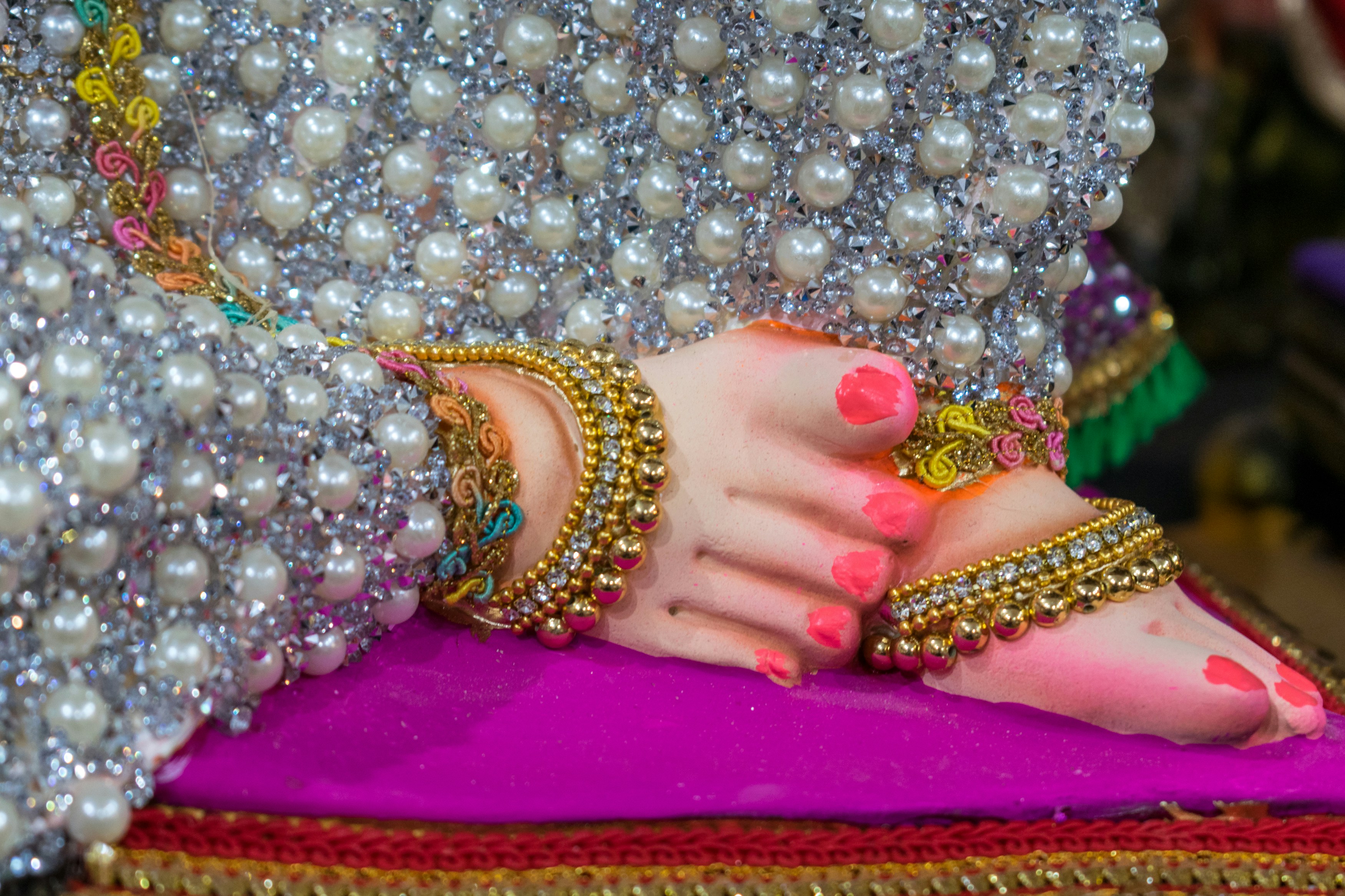 Son Pari Ladies Salon