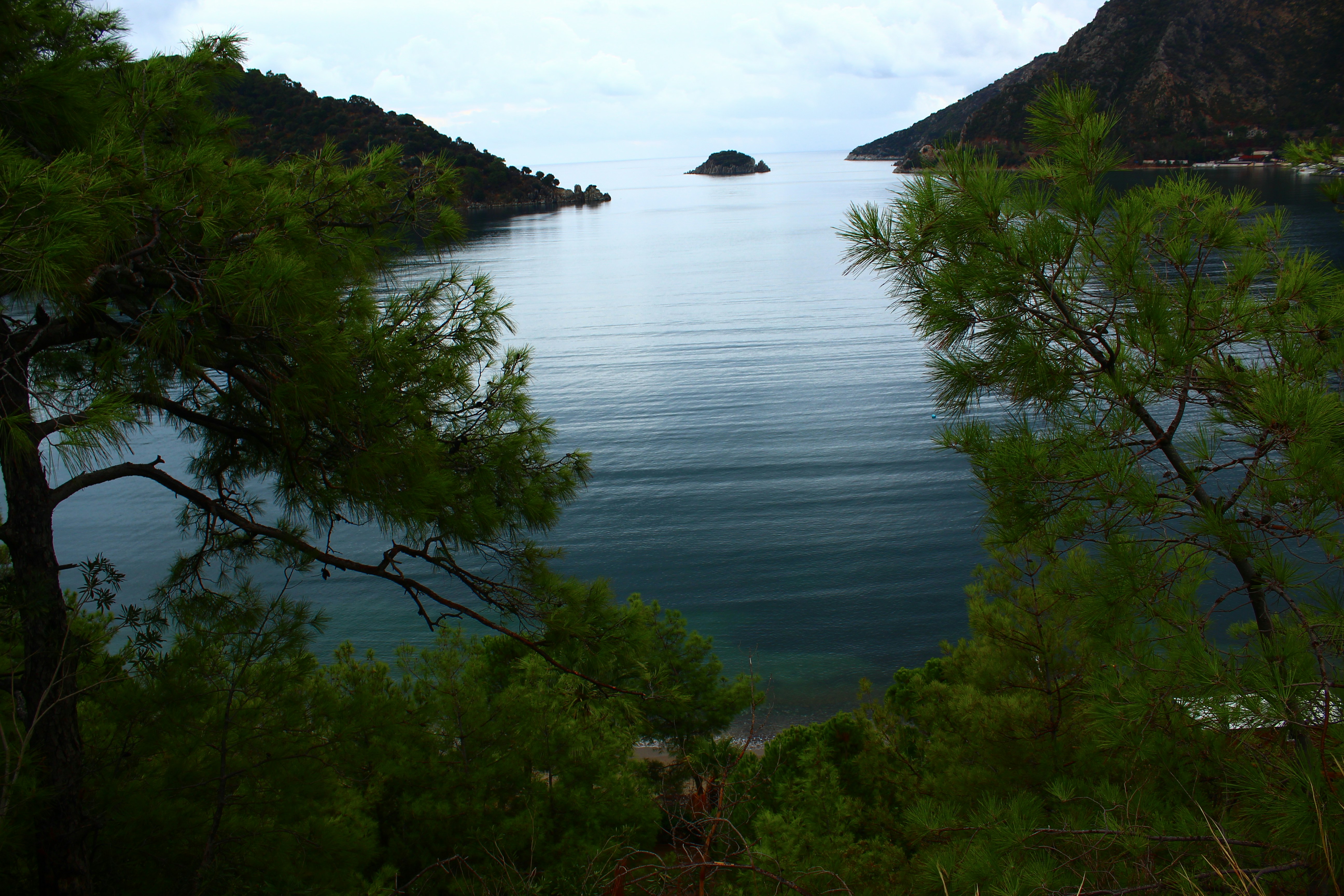 Photo by sevaltorun
