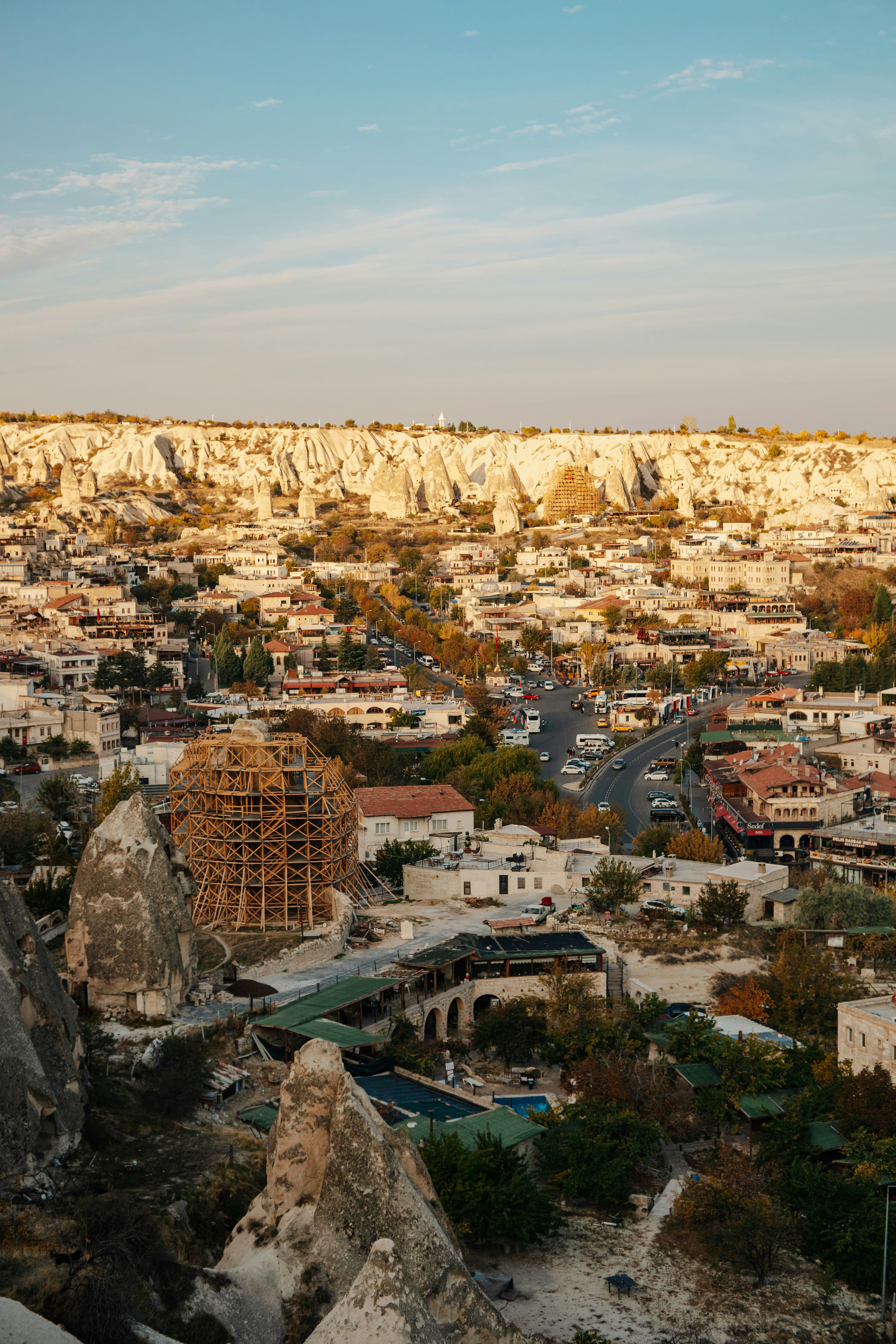 Photo by igorharrier