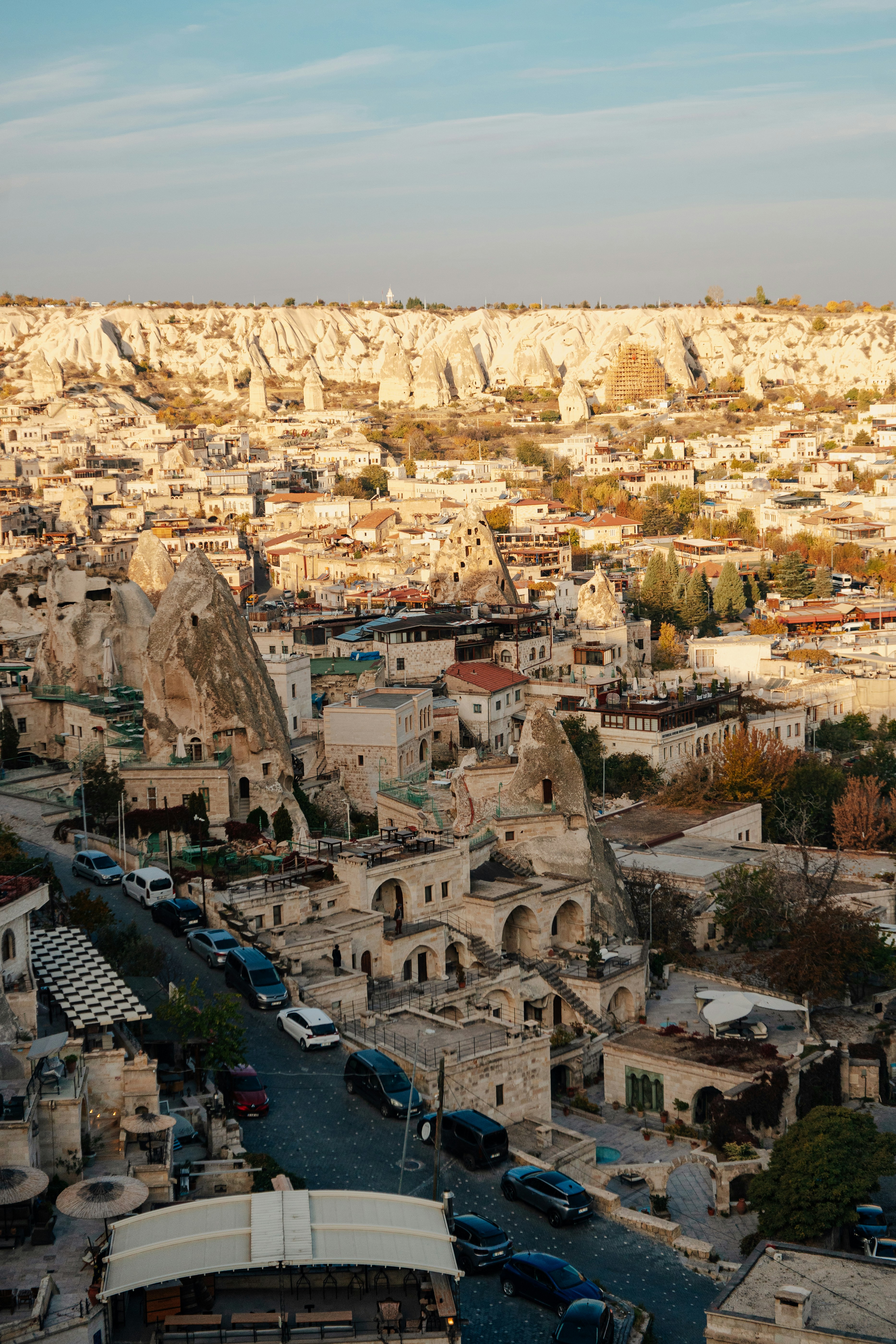 Photo by igorharrier