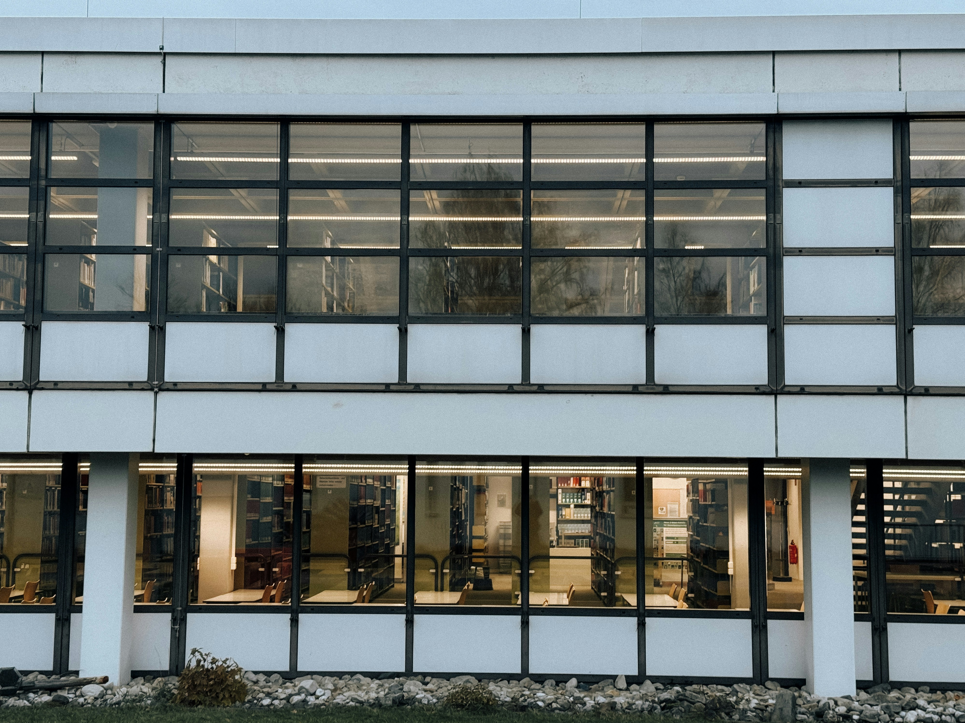 window manufacturing facility - arch window company