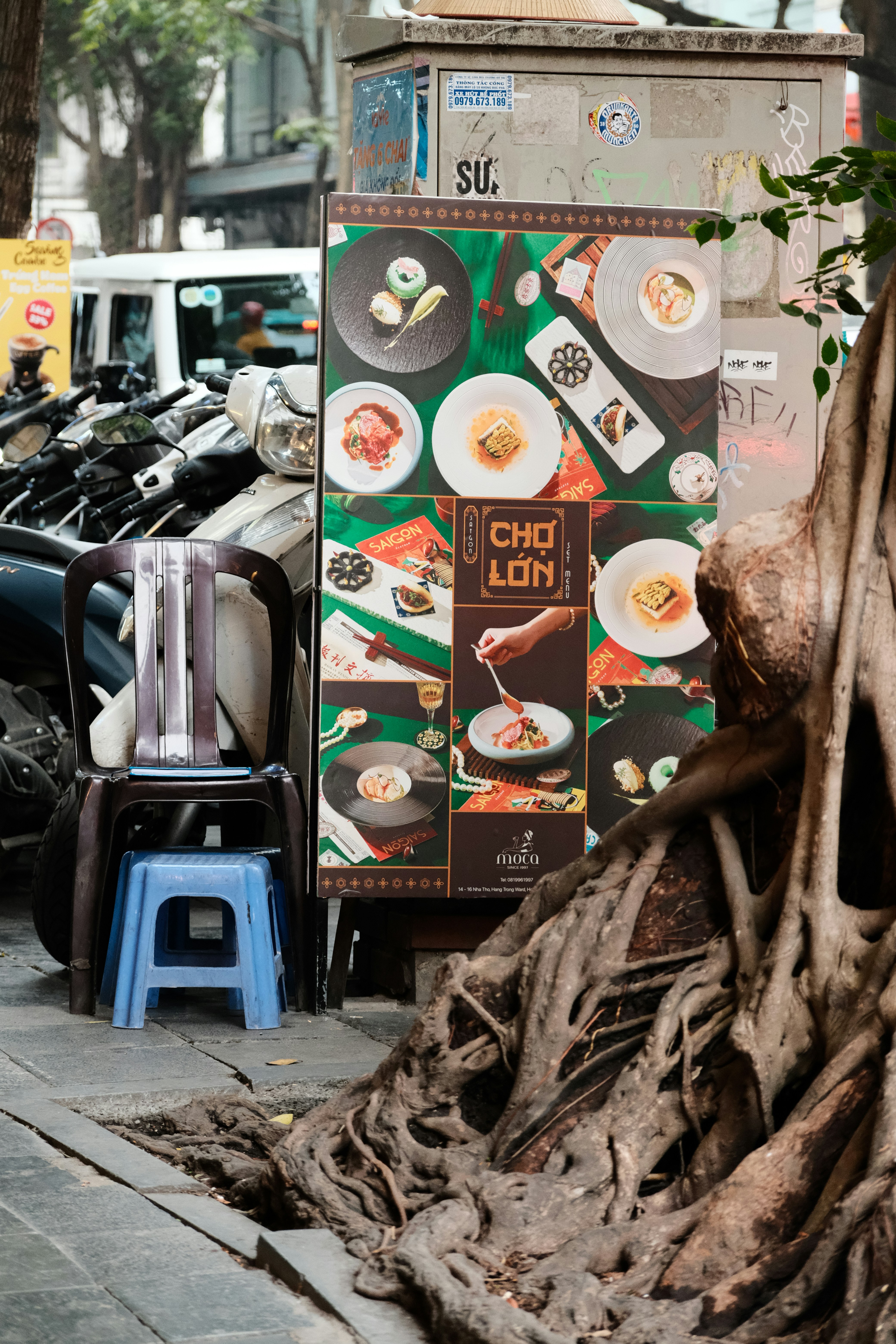 Stall Types That Almost Never Take Anything But Cash