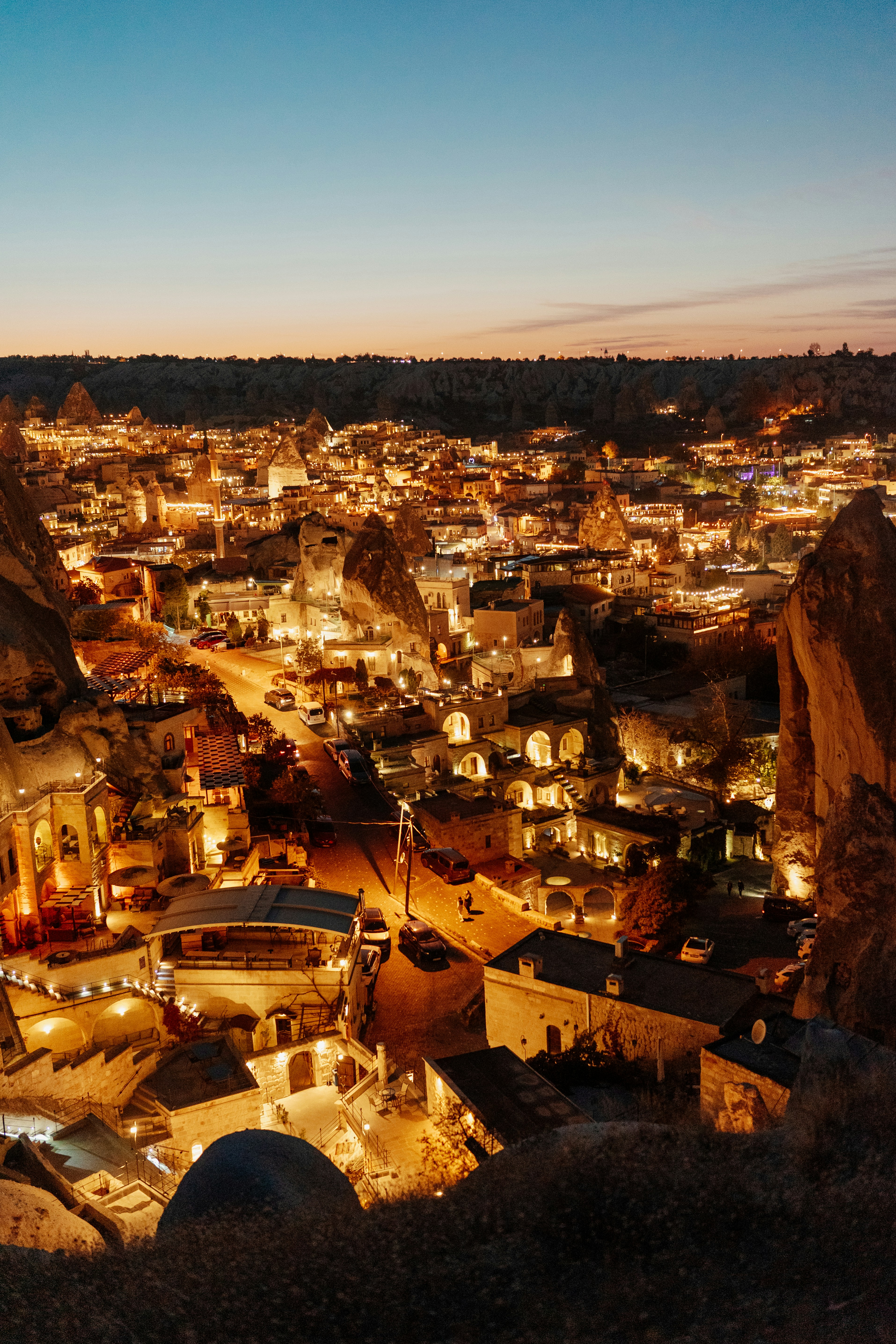 Photo by igorharrier