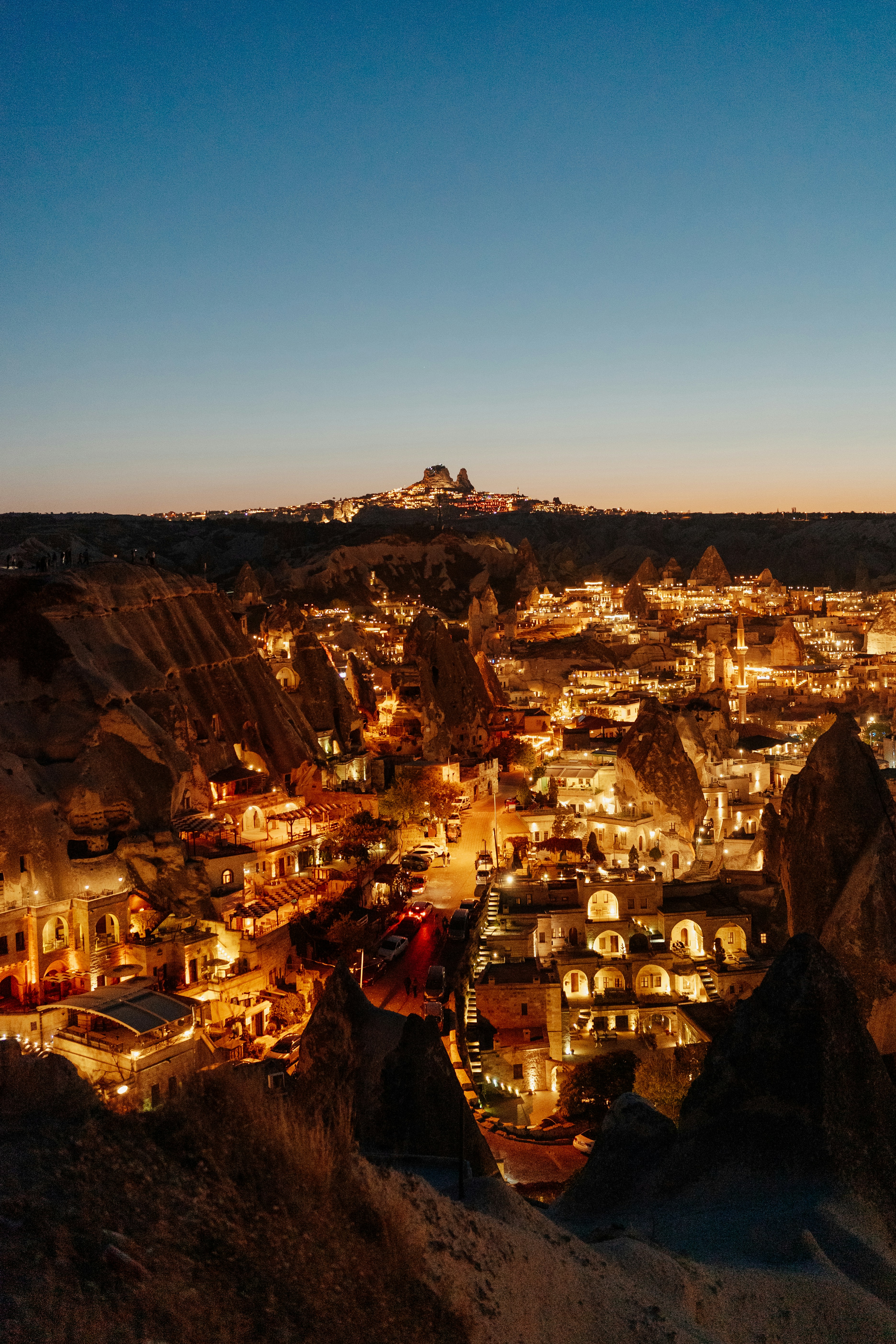 Photo by igorharrier